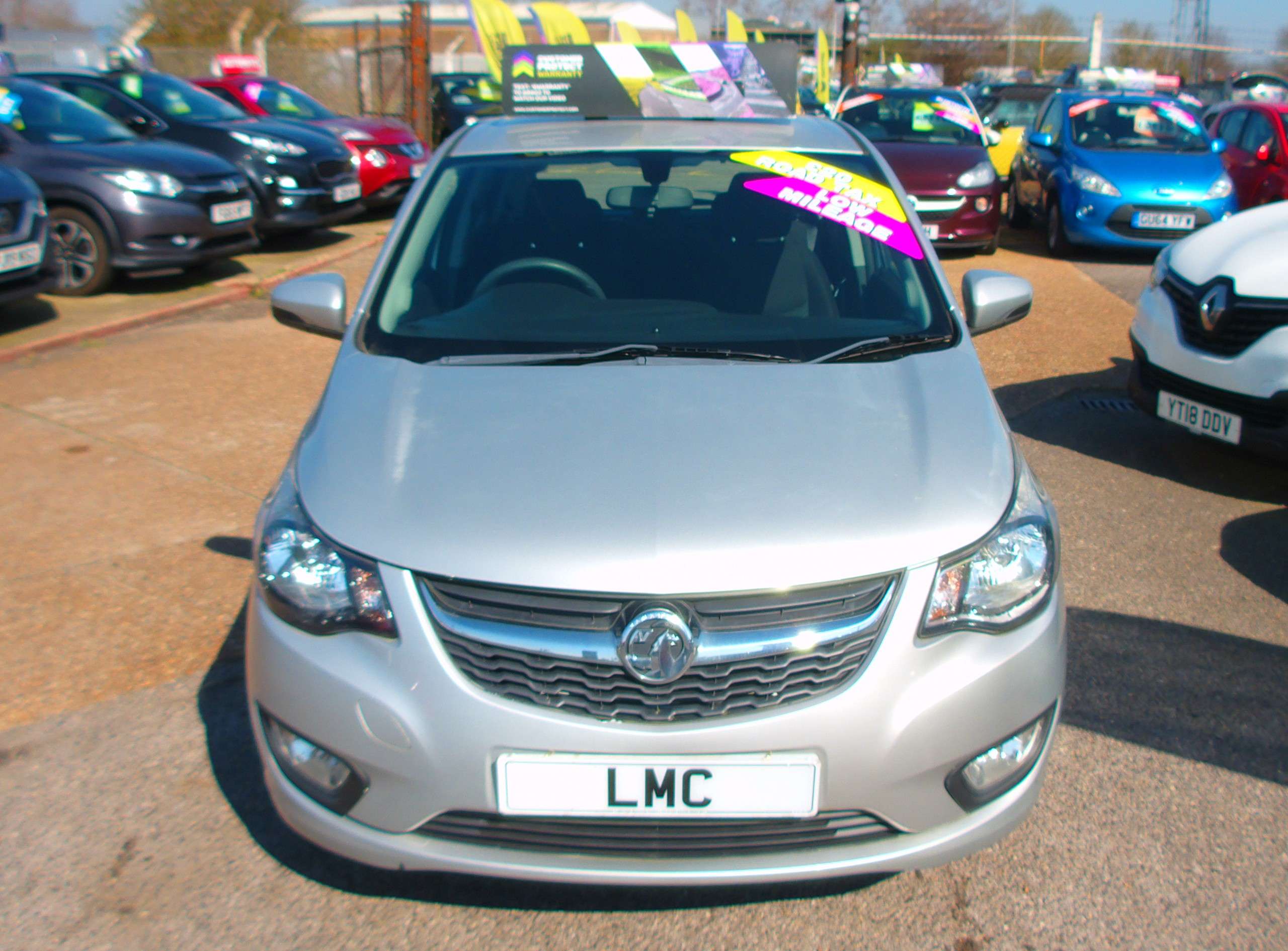 A 2017 VAUXHALL VIVA 1.0i SE Hatchback 5dr Petrol Manual Euro 6 (a/c) A 2017 VAUXHALL VIVA 1.0i SE Hatchback 5dr Petrol Manual Euro 6 (a/c)