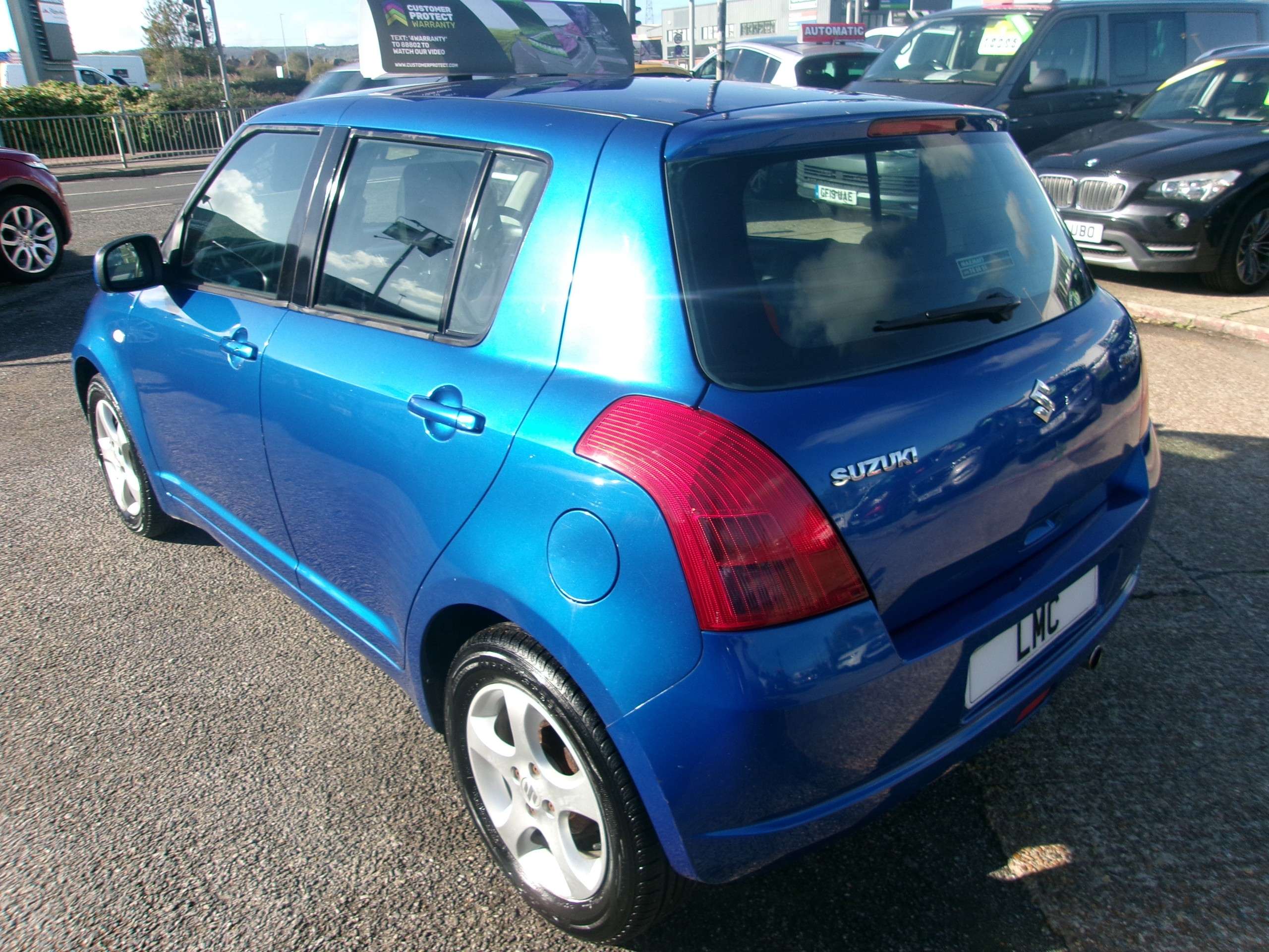 A 2007 SUZUKI SWIFT 1.5 GLX Hatchback 5dr Petrol Manual (159 g/km, 101 bhp) A 2007 SUZUKI SWIFT 1.5 GLX Hatchback 5dr Petrol Manual (159 g/km, 101 bhp)