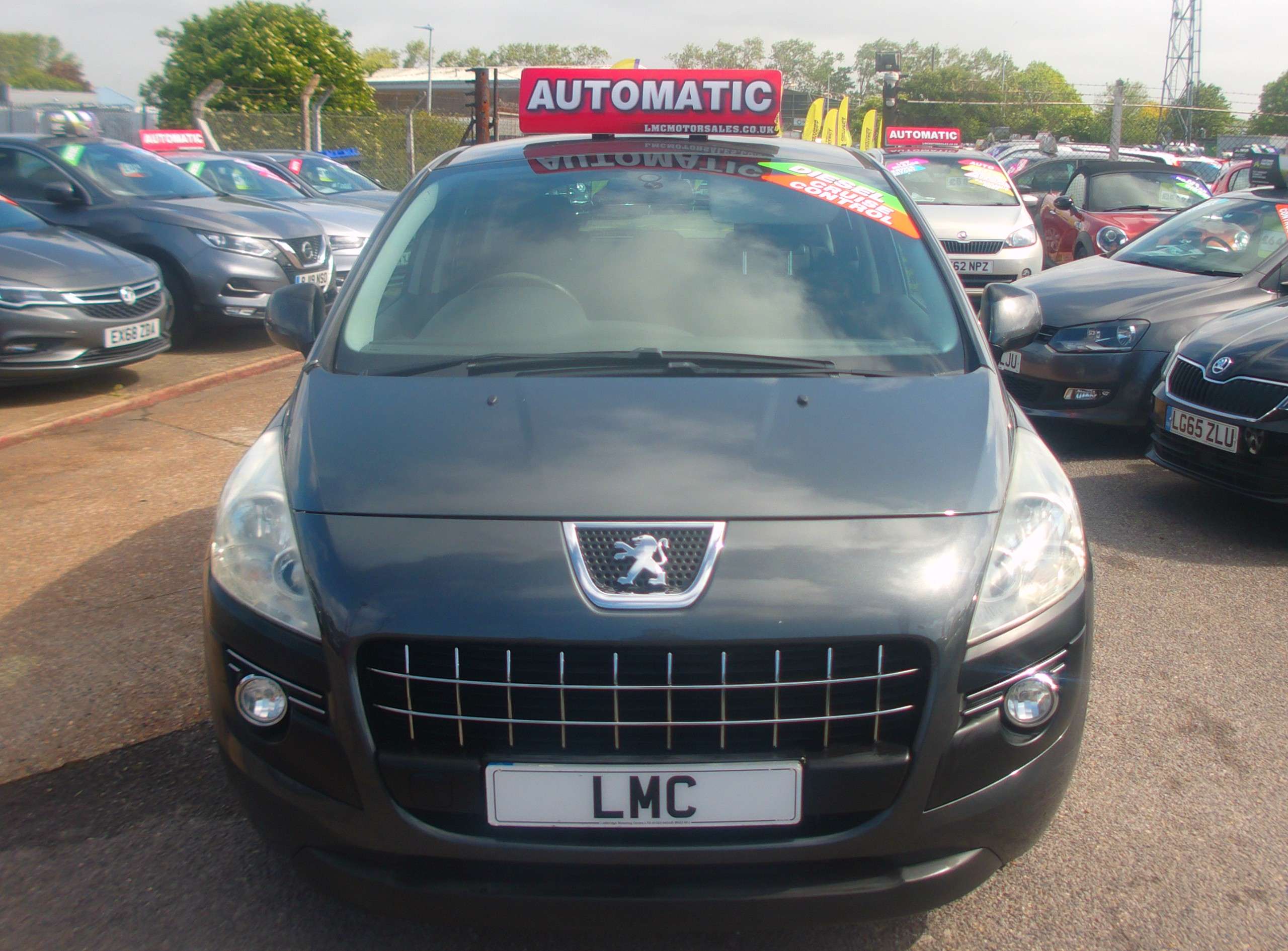 A 2010 PEUGEOT 3008 1.6 HDi Sport SUV 5dr Diesel EGC (110 bhp) A 2010 PEUGEOT 3008 1.6 HDi Sport SUV 5dr Diesel EGC (110 bhp)