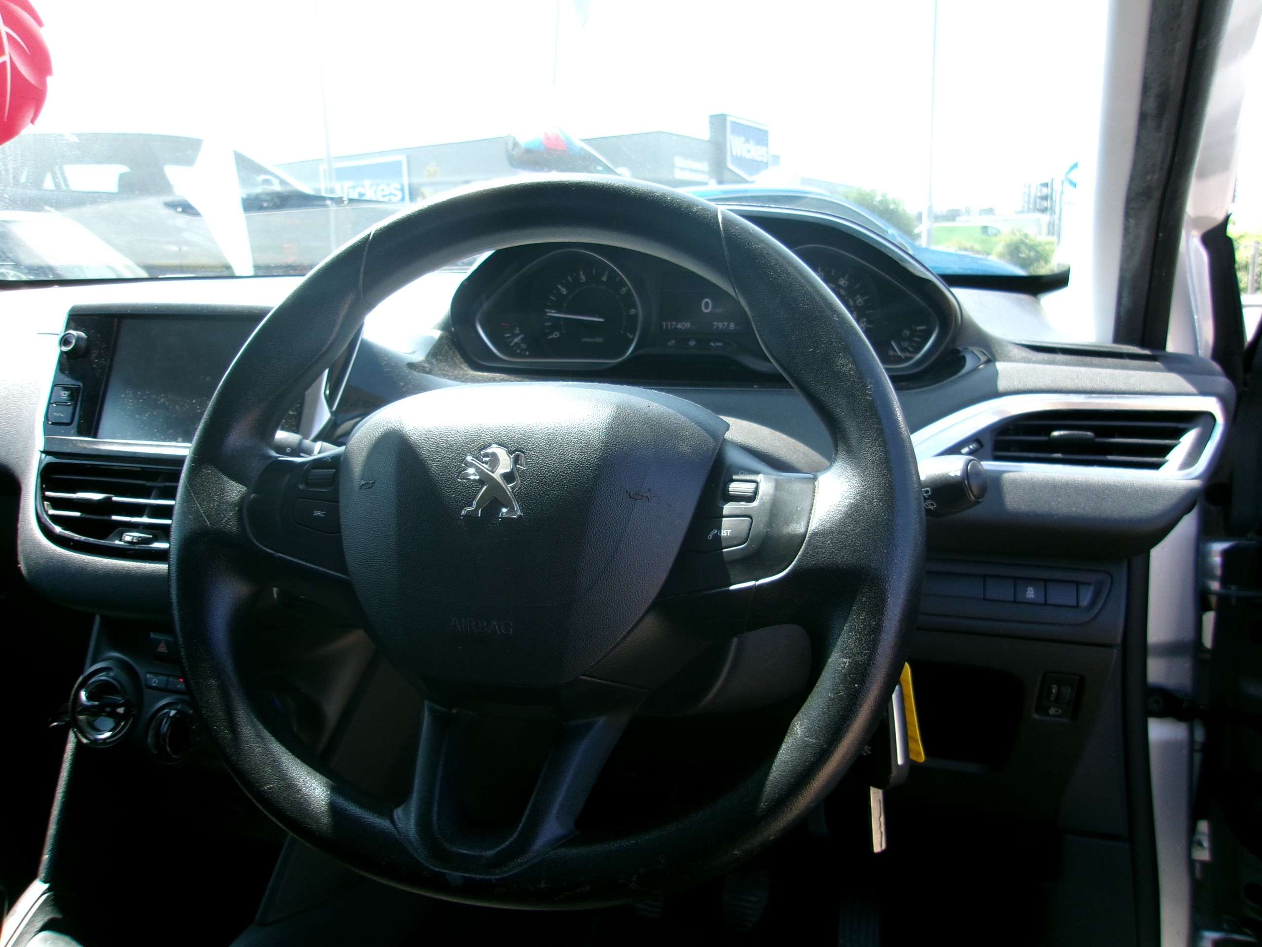 2012 PEUGEOT 208 2012 PEUGEOT 208