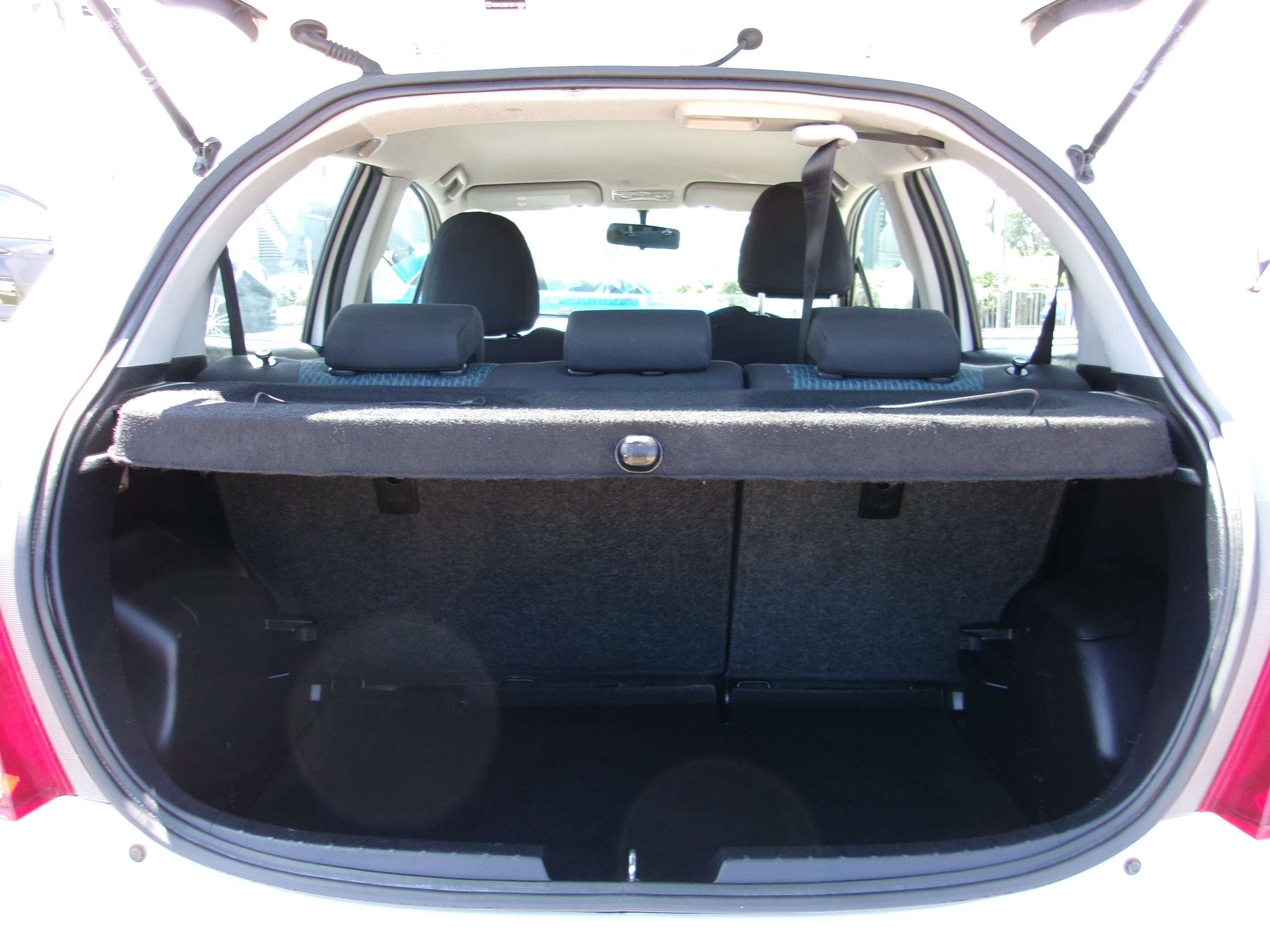 2012 TOYOTA YARIS 2012 TOYOTA YARIS