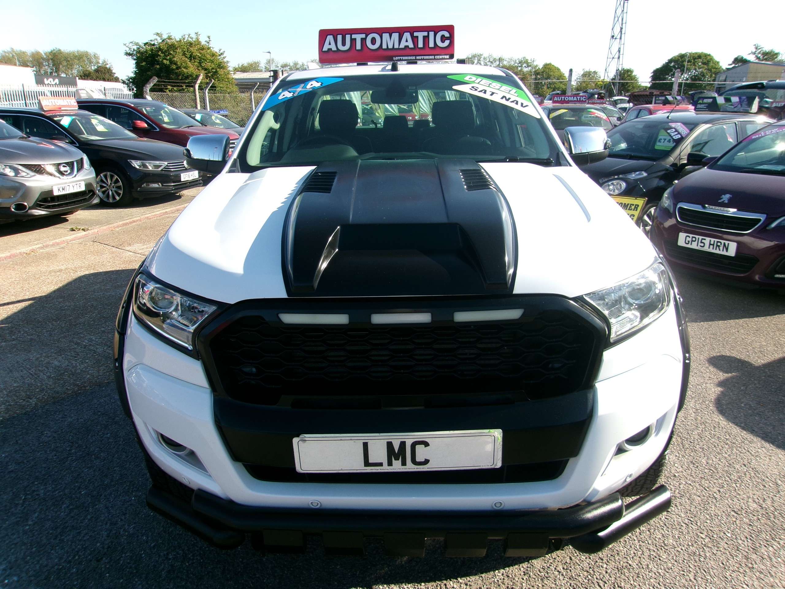 A 2019 FORD RANGER 3.2 TDCi Limited 1 Pickup Double Cab 4dr Diesel Auto 4WD Euro 5 (200 ps) A 2019 FORD RANGER 3.2 TDCi Limited 1 Pickup Double Cab 4dr Diesel Auto 4WD Euro 5 (200 ps)
