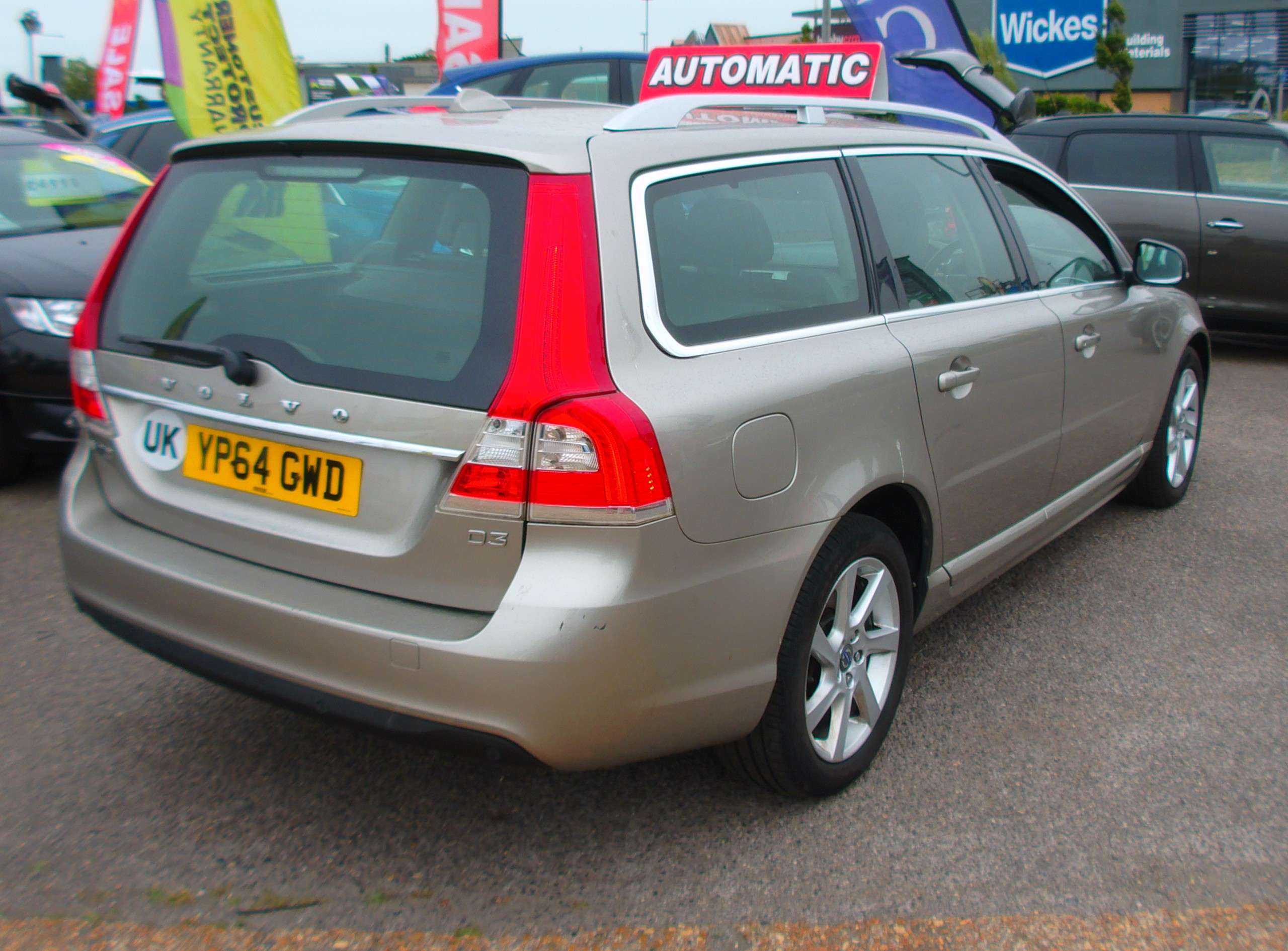 2014 VOLVO V70 2014 VOLVO V70