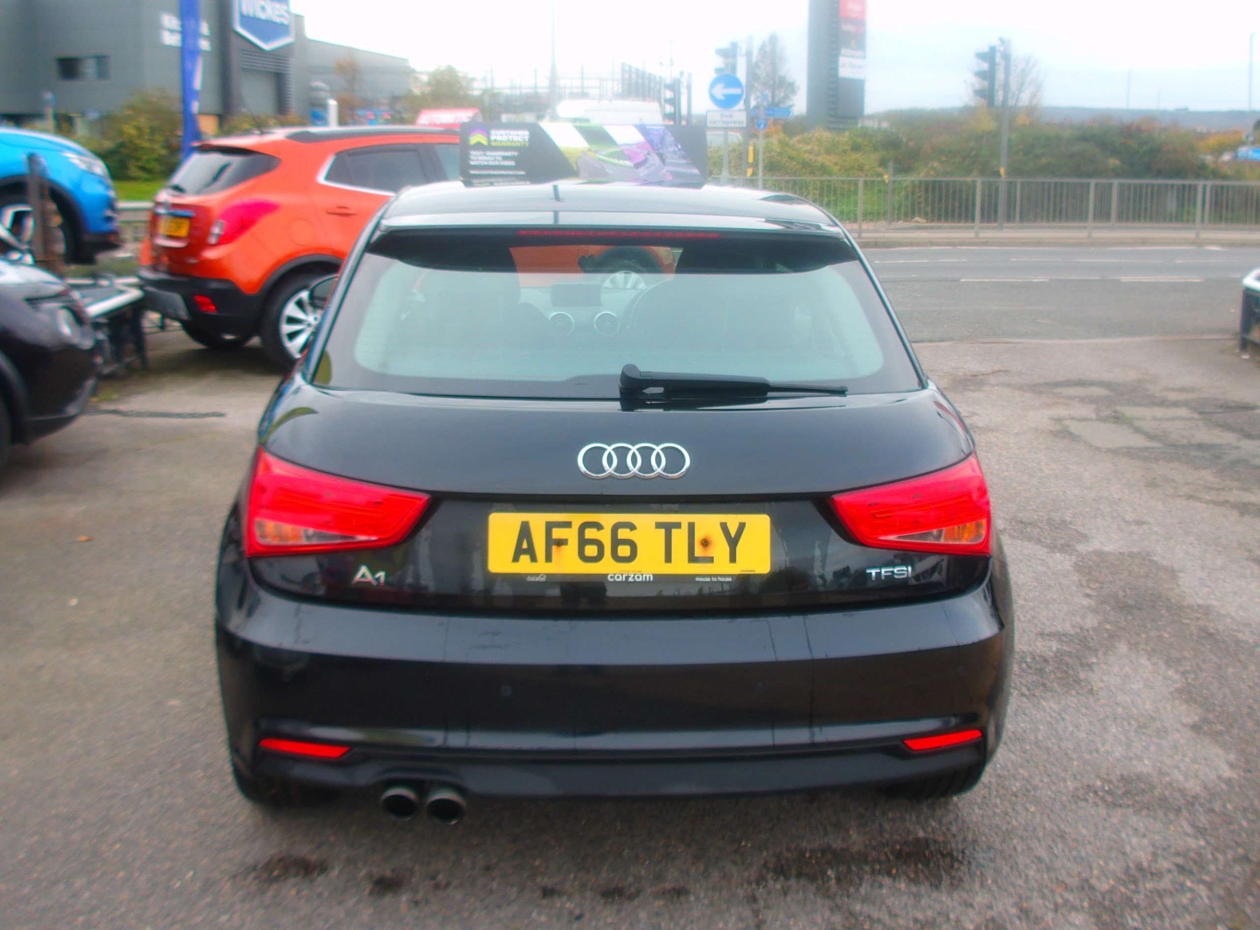 2016 AUDI A1 2016 AUDI A1