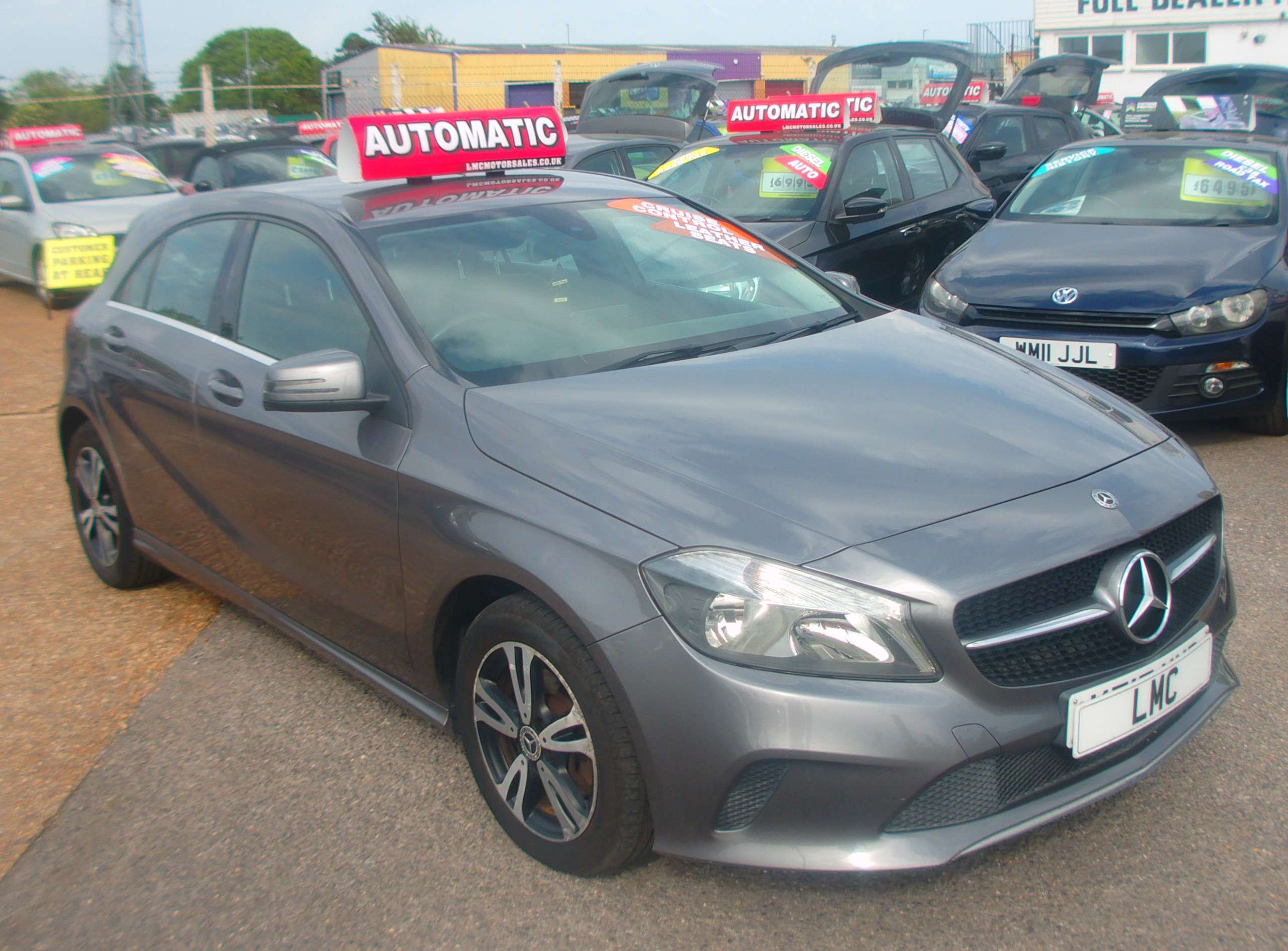 A 2017 MERCEDES-BENZ A CLASS 1.6 A180 SE Hatchback 5dr Petrol 7G-DCT Euro 6 (s/s) (122 ps) A 2017 MERCEDES-BENZ A CLASS 1.6 A180 SE Hatchback 5dr Petrol 7G-DCT Euro 6 (s/s) (122 ps)