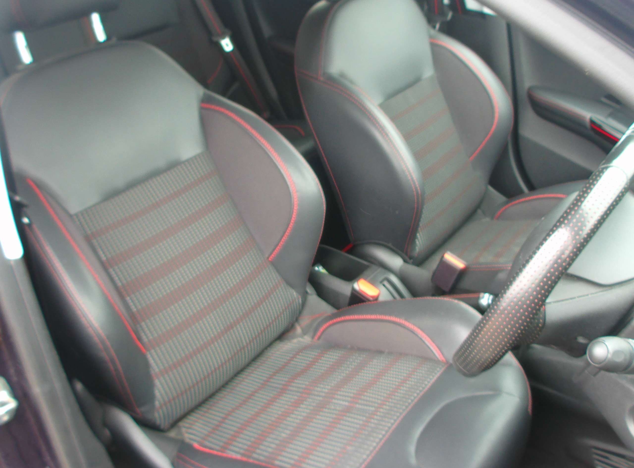 2016 PEUGEOT 208 2016 PEUGEOT 208
