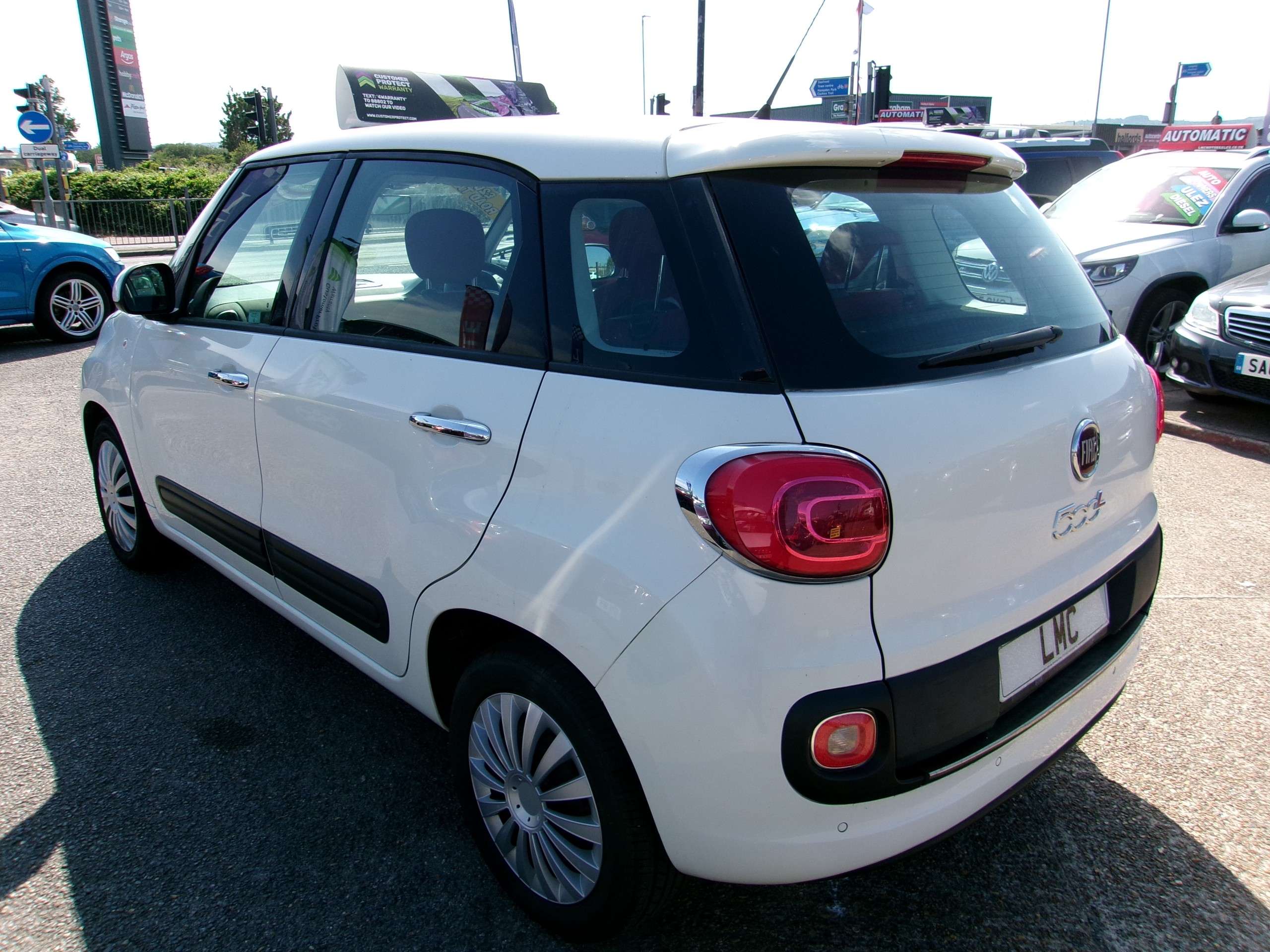 A 2013 FIAT 500L 1.3 MultiJet Easy MPV 5dr Diesel Manual (s/s) (85 bhp) A 2013 FIAT 500L 1.3 MultiJet Easy MPV 5dr Diesel Manual (s/s) (85 bhp)
