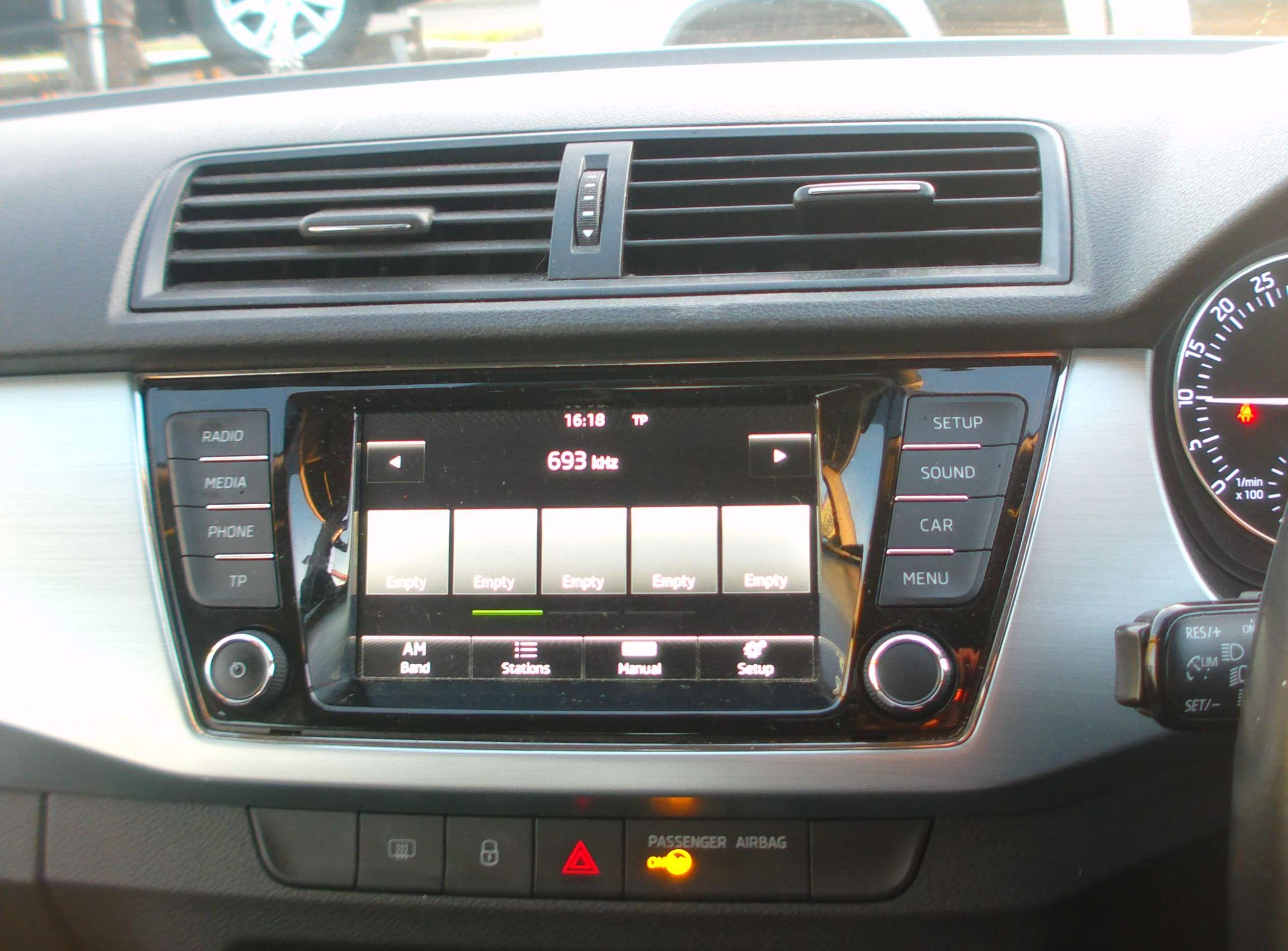 2015 SKODA FABIA 2015 SKODA FABIA