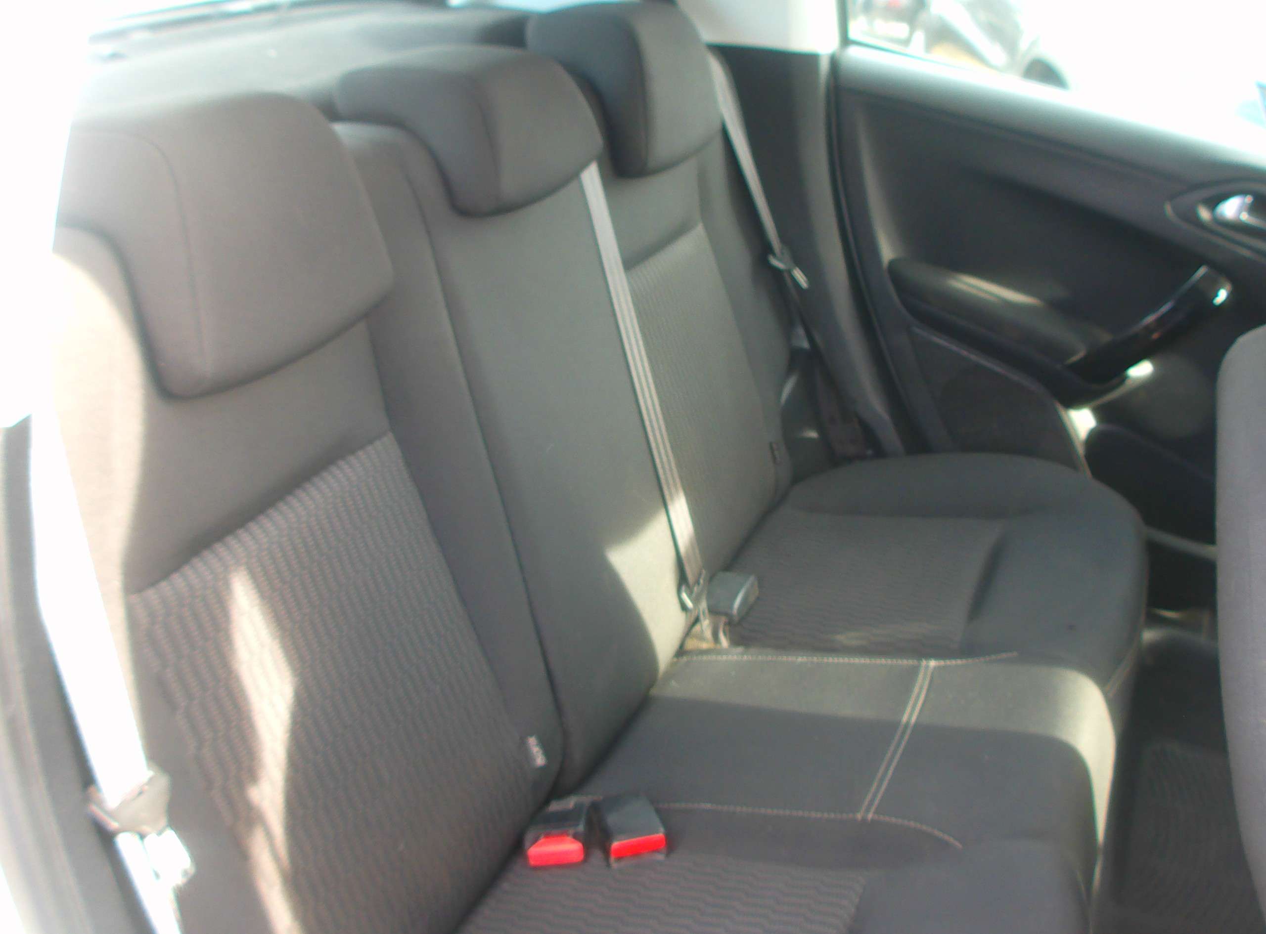 2015 PEUGEOT 208 2015 PEUGEOT 208