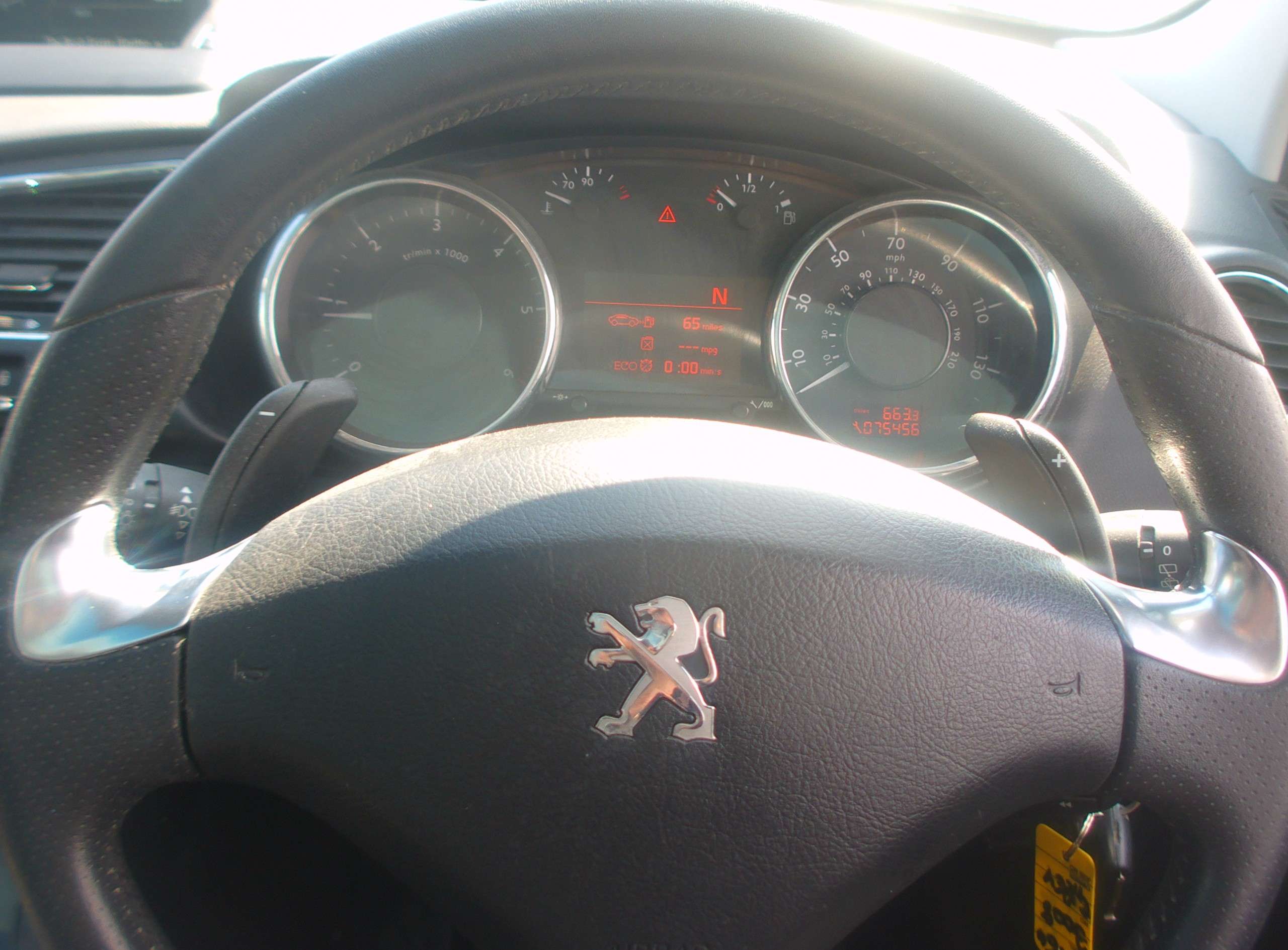 2014 PEUGEOT 3008 2014 PEUGEOT 3008