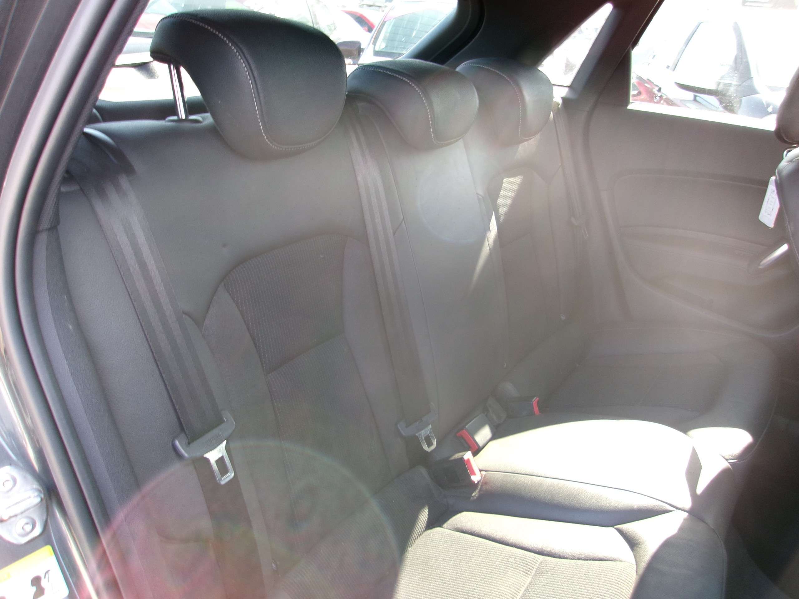 2015 AUDI A1 2015 AUDI A1