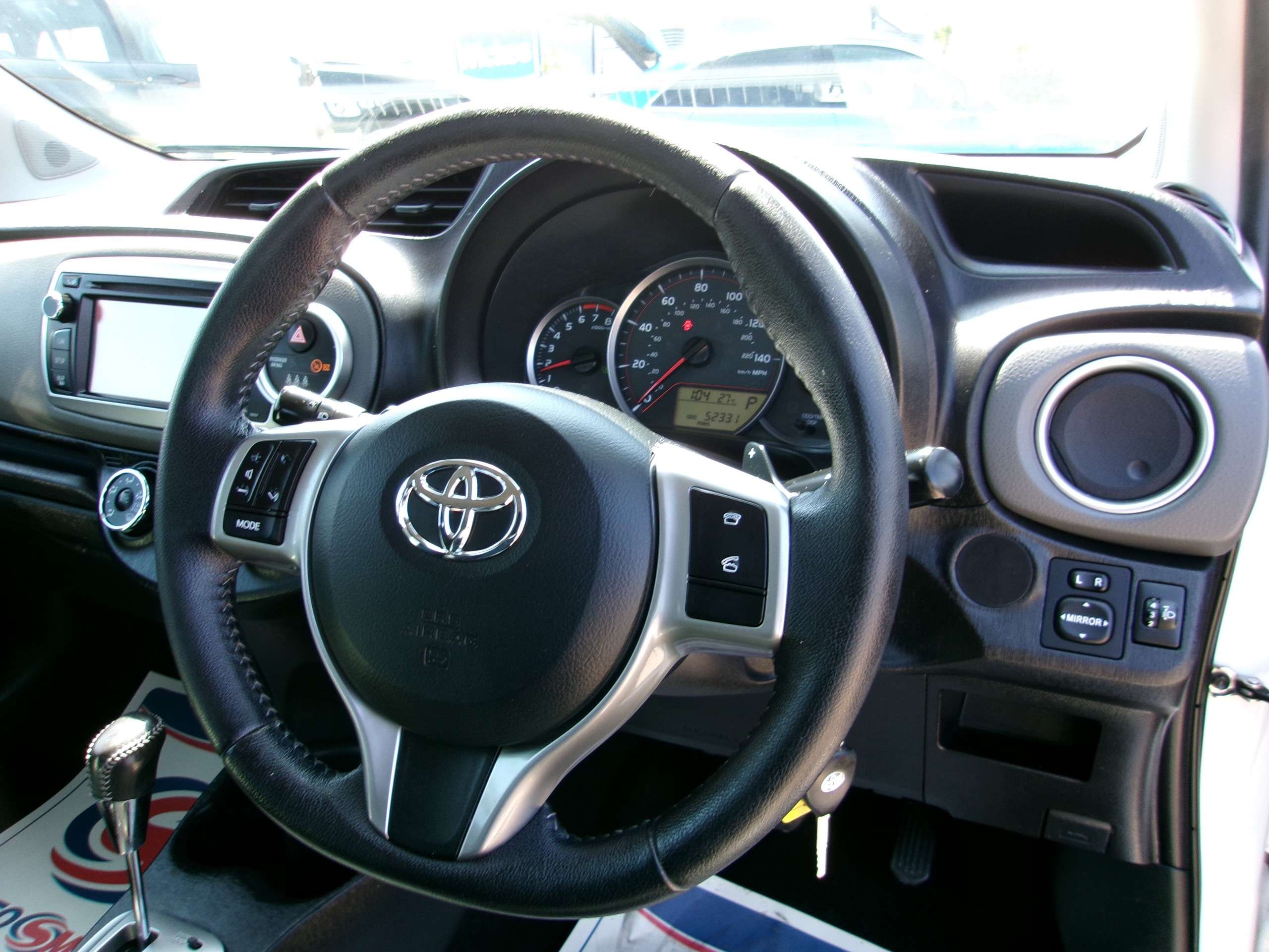 2012 TOYOTA YARIS 2012 TOYOTA YARIS