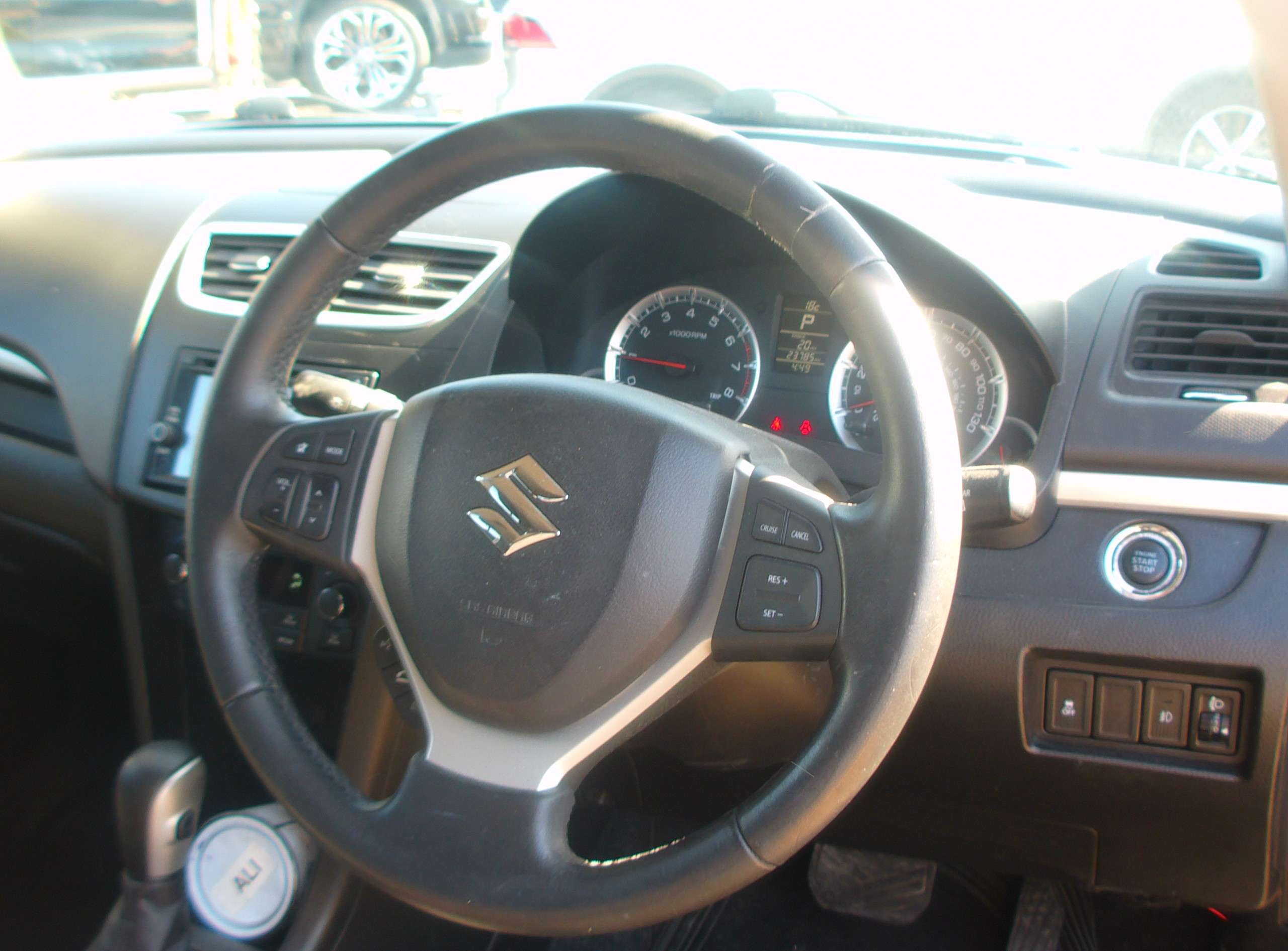 2016 SUZUKI SWIFT 2016 SUZUKI SWIFT