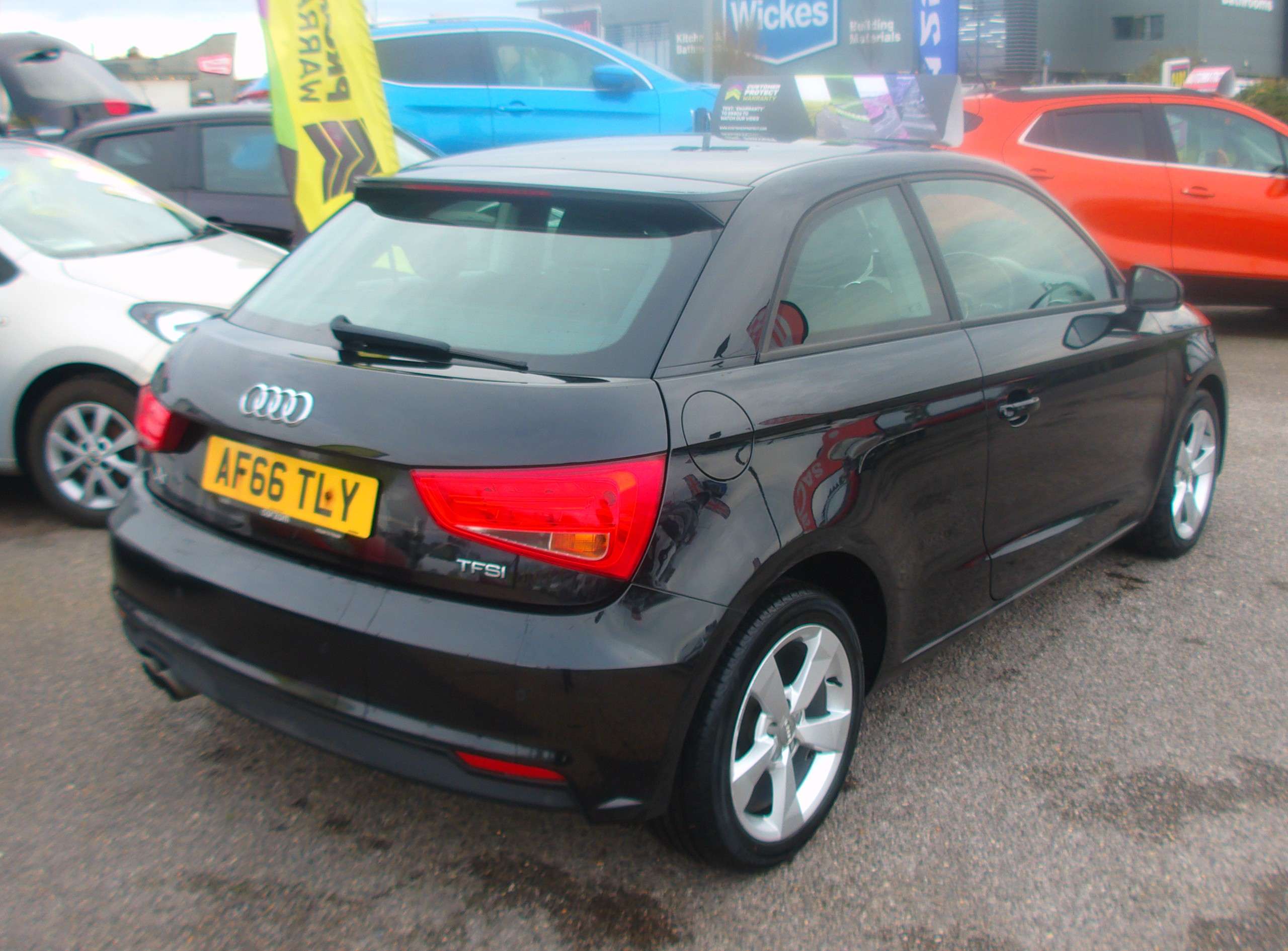 2016 AUDI A1 2016 AUDI A1