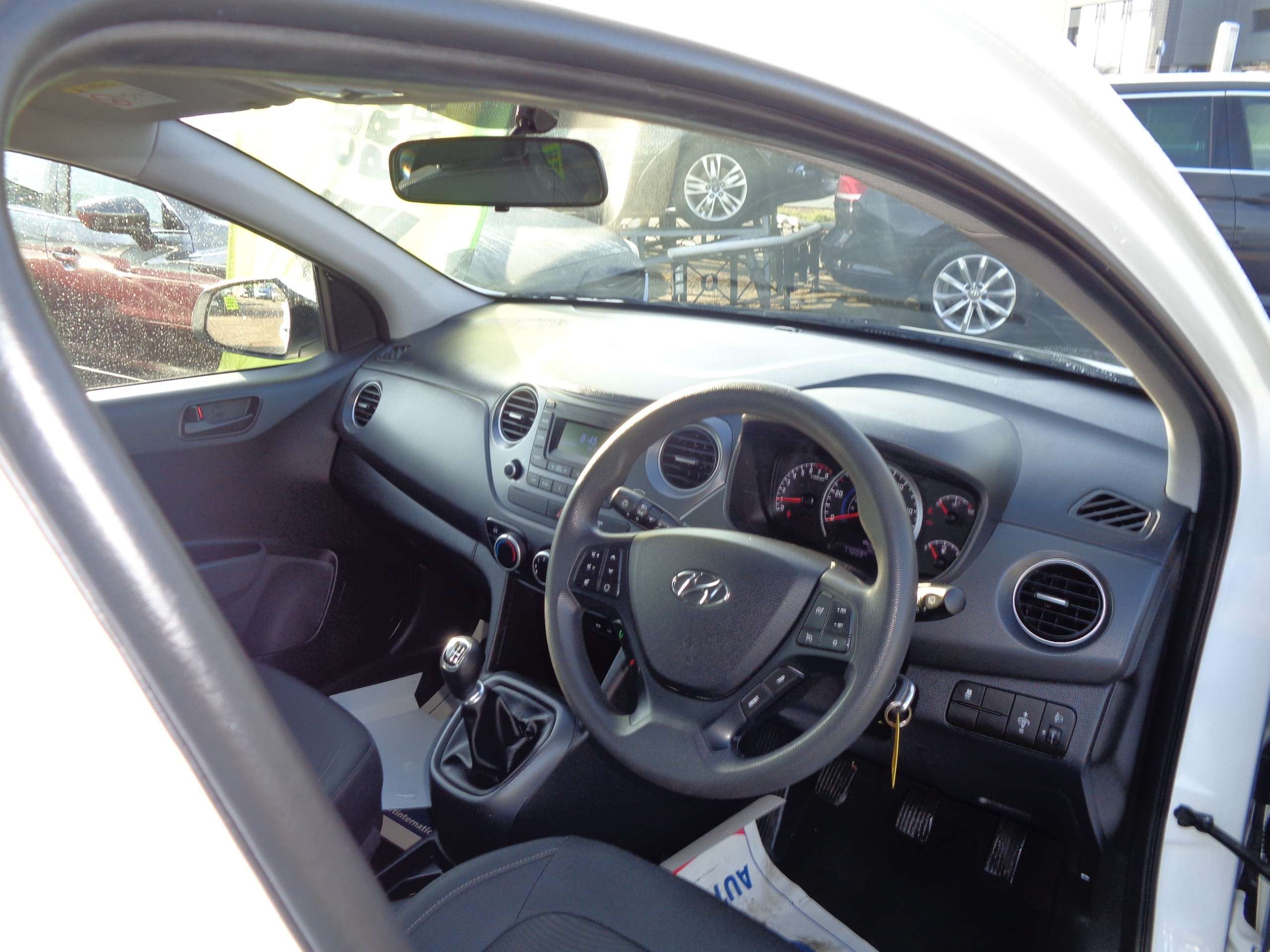 2018 HYUNDAI I10 2018 HYUNDAI I10