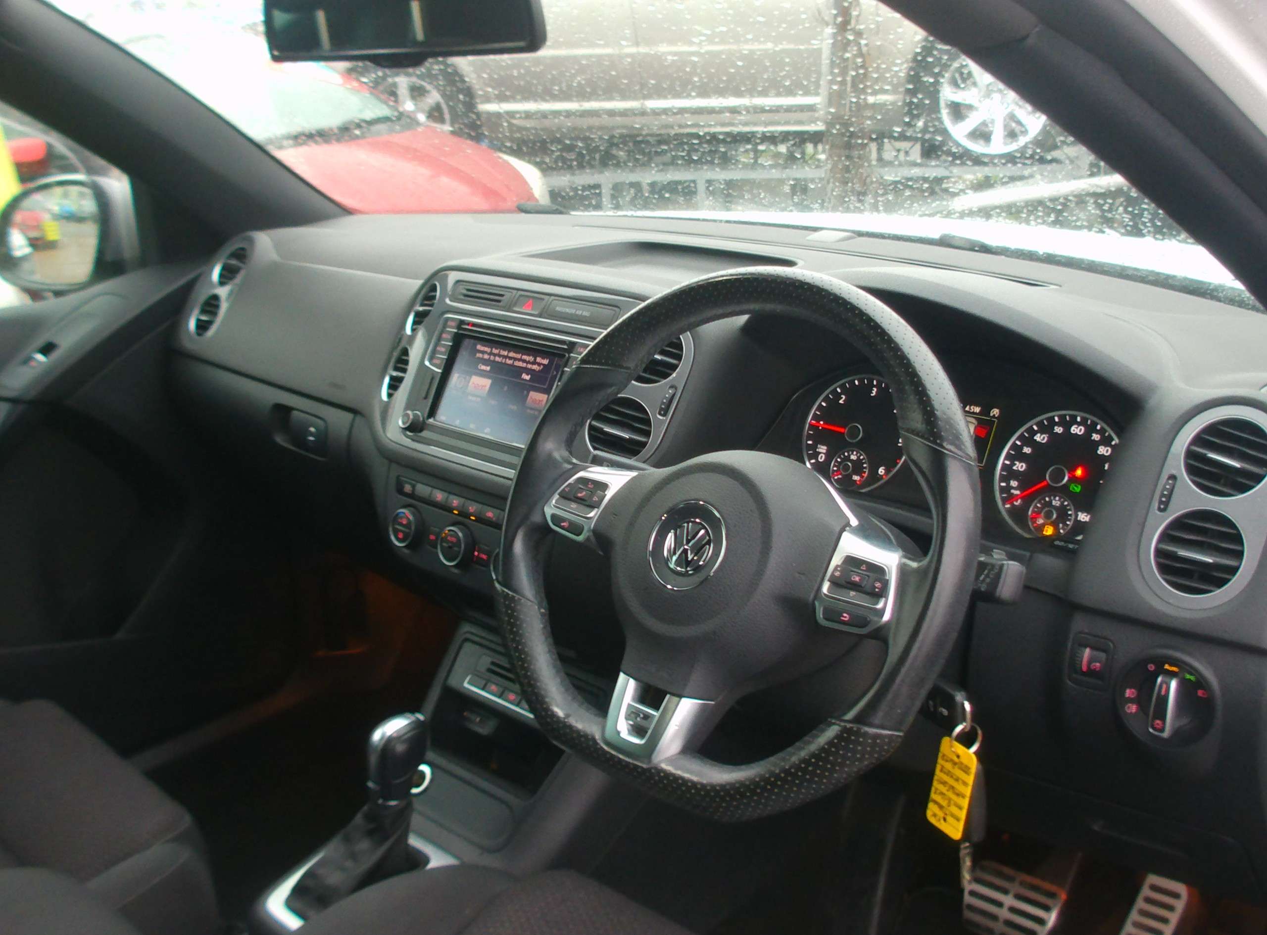 2015 VOLKSWAGEN TIGUAN 2015 VOLKSWAGEN TIGUAN