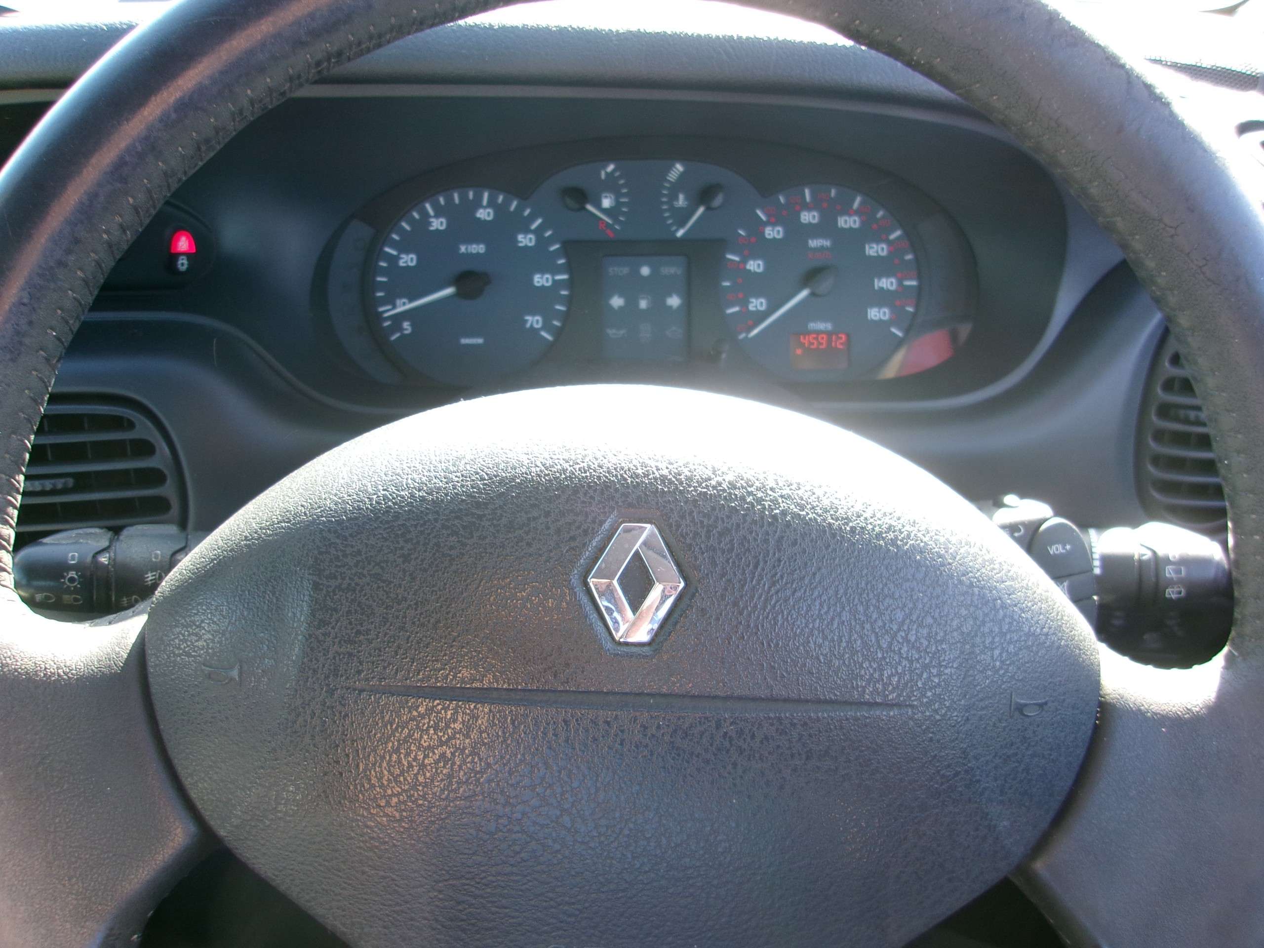 2002 RENAULT MEGANE 2002 RENAULT MEGANE