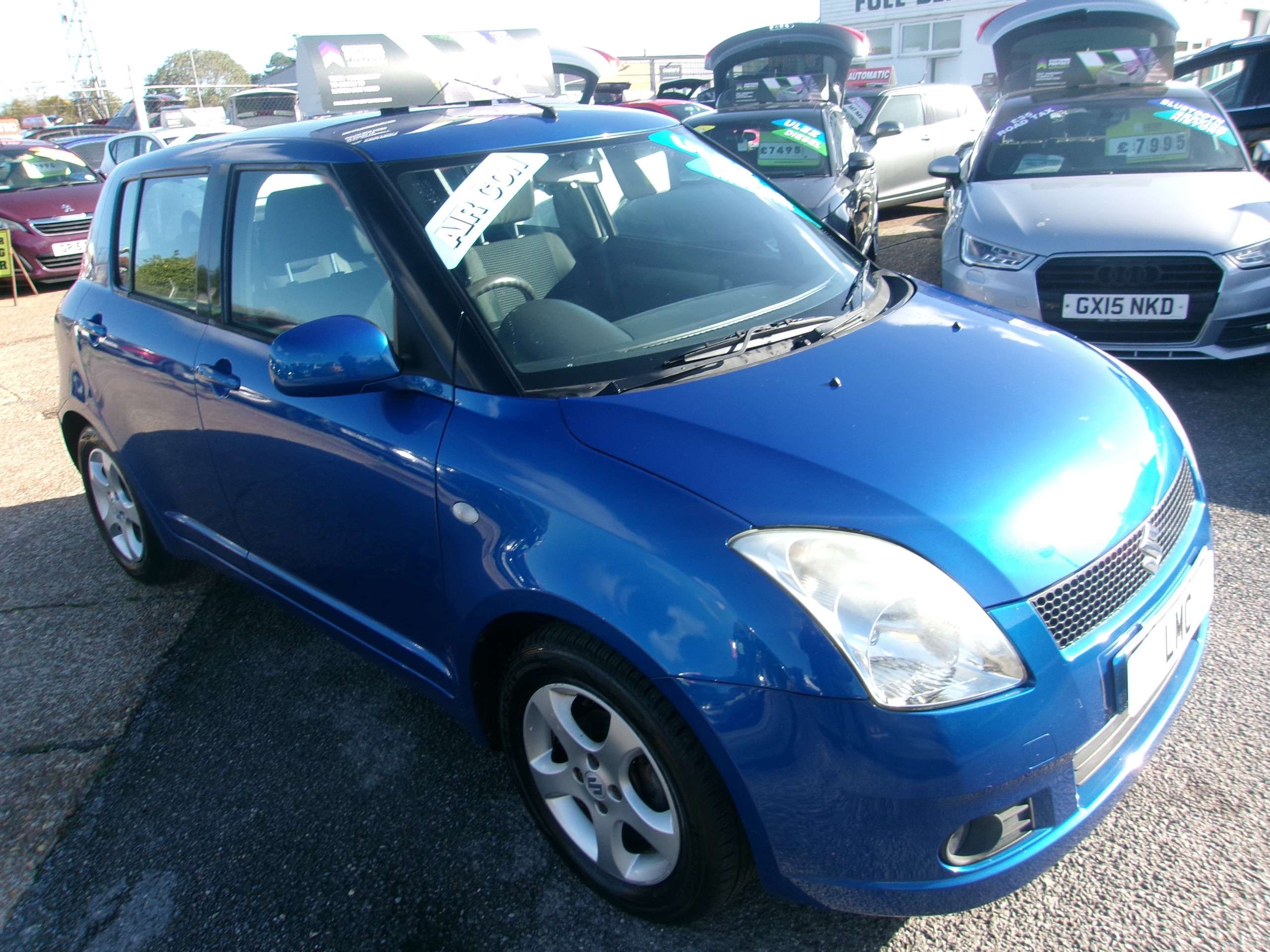 A 2007 SUZUKI SWIFT 1.5 GLX Hatchback 5dr Petrol Manual (159 g/km, 101 bhp) A 2007 SUZUKI SWIFT 1.5 GLX Hatchback 5dr Petrol Manual (159 g/km, 101 bhp)
