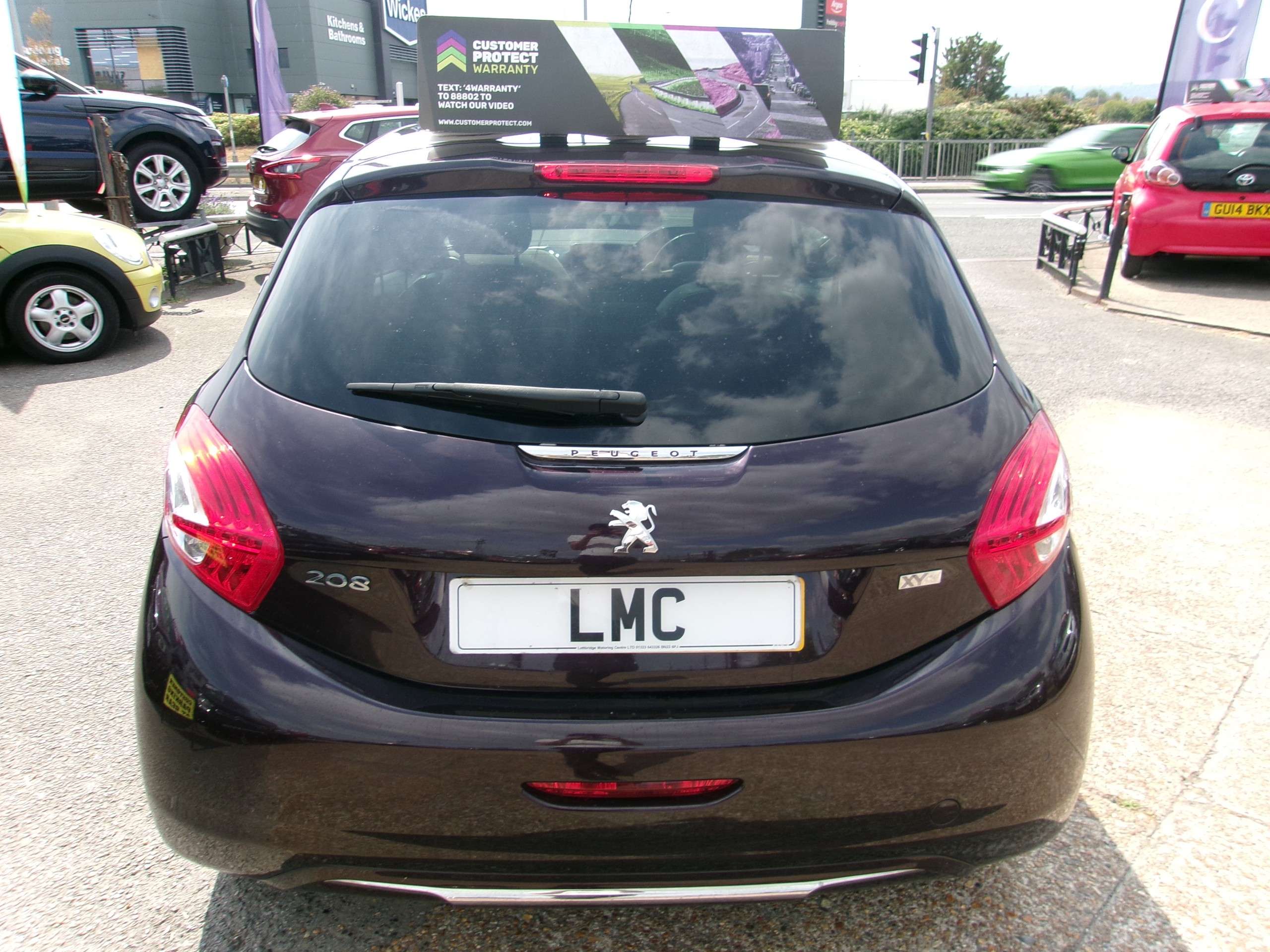 2015 PEUGEOT 208 2015 PEUGEOT 208