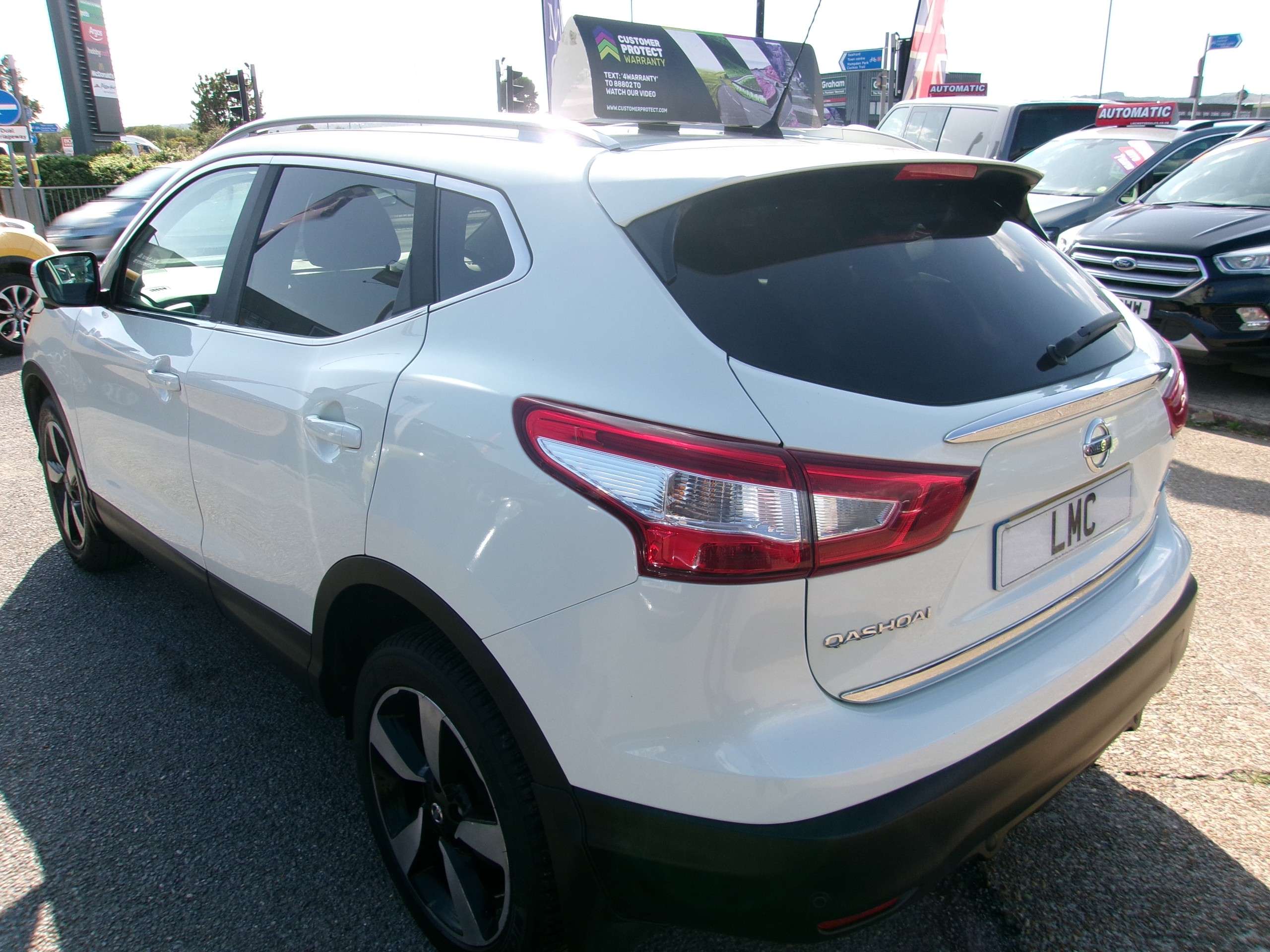 A 2016 NISSAN QASHQAI 1.5 dCi N-Connecta SUV 5dr Diesel Manual Euro 6 (s/s) (110 ps) A 2016 NISSAN QASHQAI 1.5 dCi N-Connecta SUV 5dr Diesel Manual Euro 6 (s/s) (110 ps)