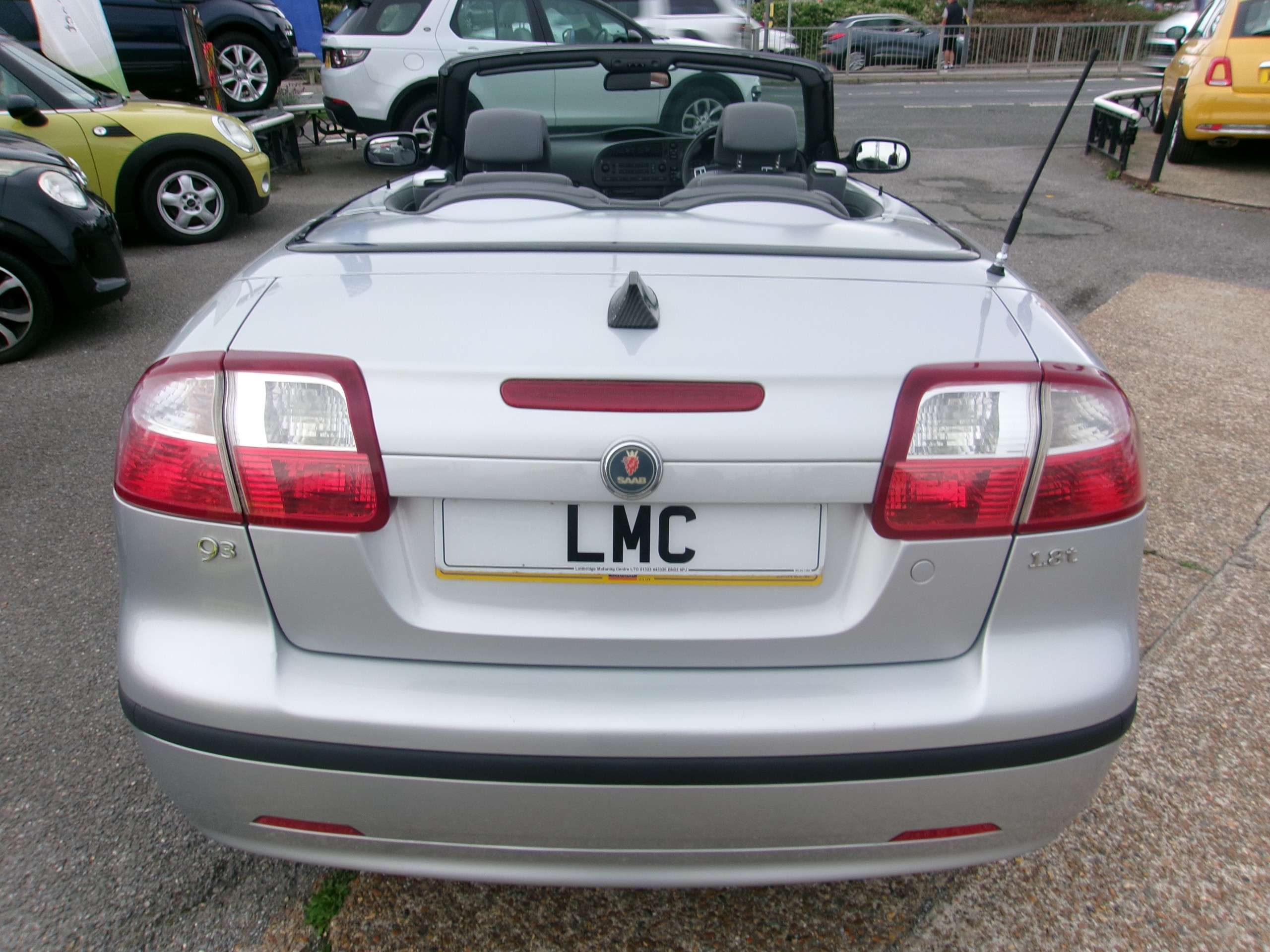A 2006 SAAB 9-3 2.0T Vector Convertible 2dr Petrol Manual (206 g/km, 150 bhp) A 2006 SAAB 9-3 2.0T Vector Convertible 2dr Petrol Manual (206 g/km, 150 bhp)