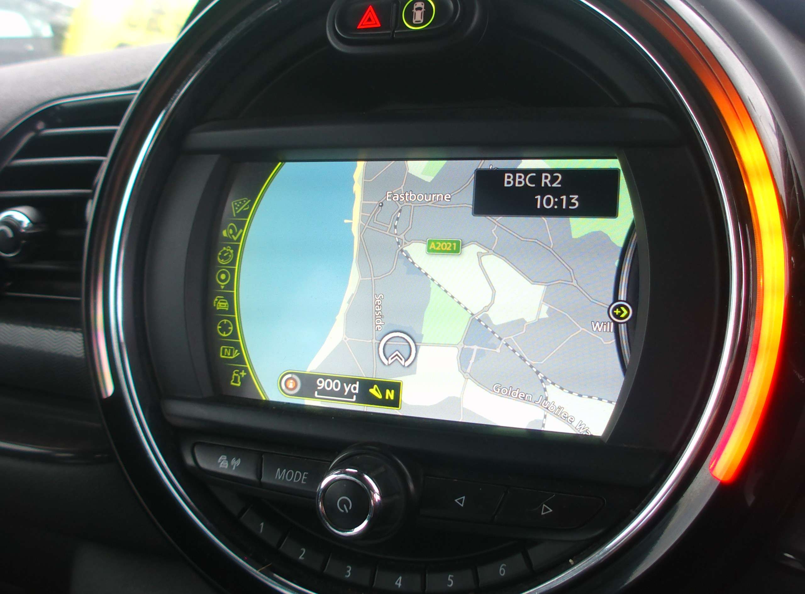 2016 MINI CLUBMAN 2016 MINI CLUBMAN