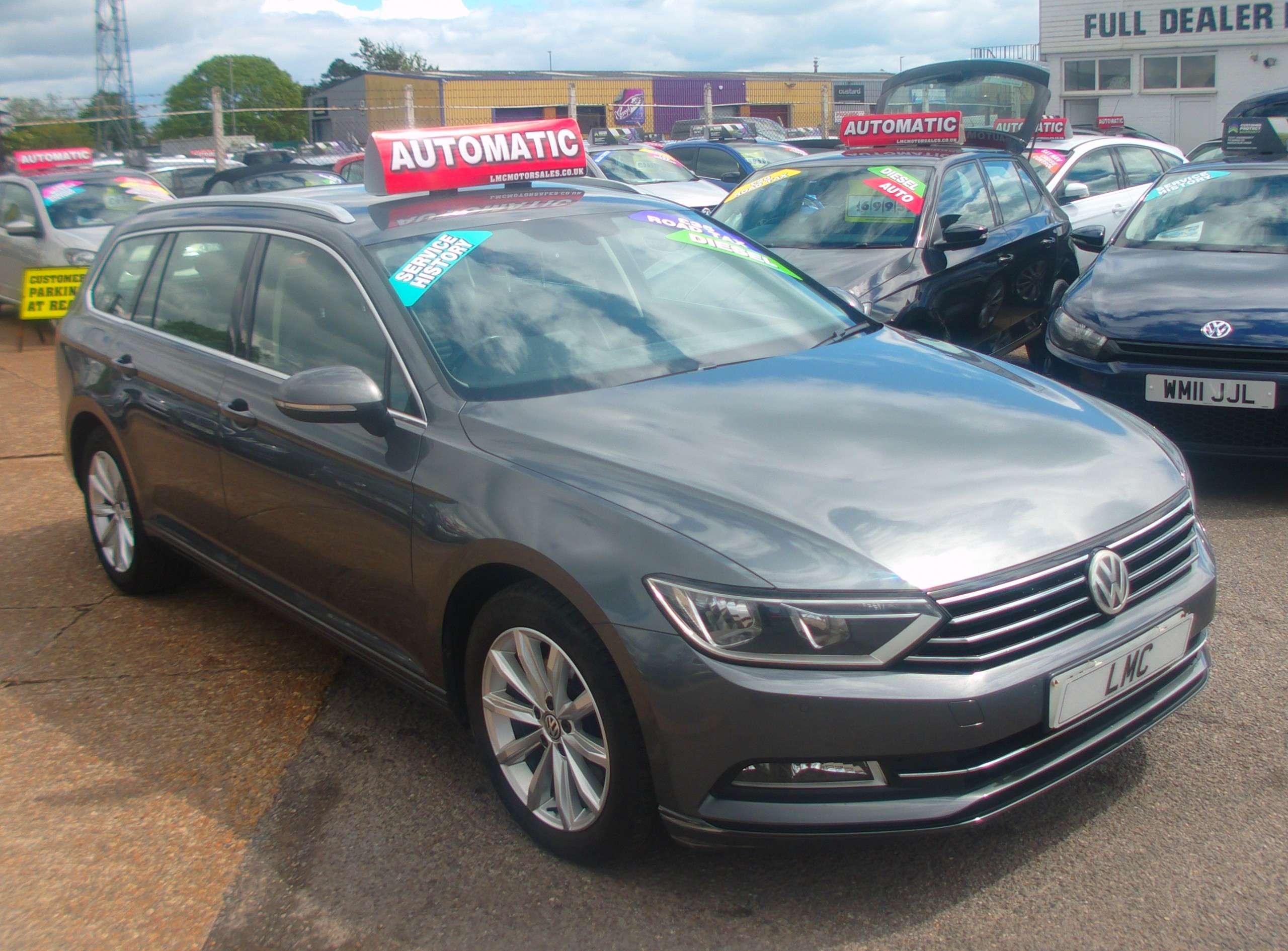 A 2015 VOLKSWAGEN PASSAT 2.0 TDI BlueMotion Tech SE Business Estate 5dr Diesel DSG Euro 6 (s/s) A 2015 VOLKSWAGEN PASSAT 2.0 TDI BlueMotion Tech SE Business Estate 5dr Diesel DSG Euro 6 (s/s)