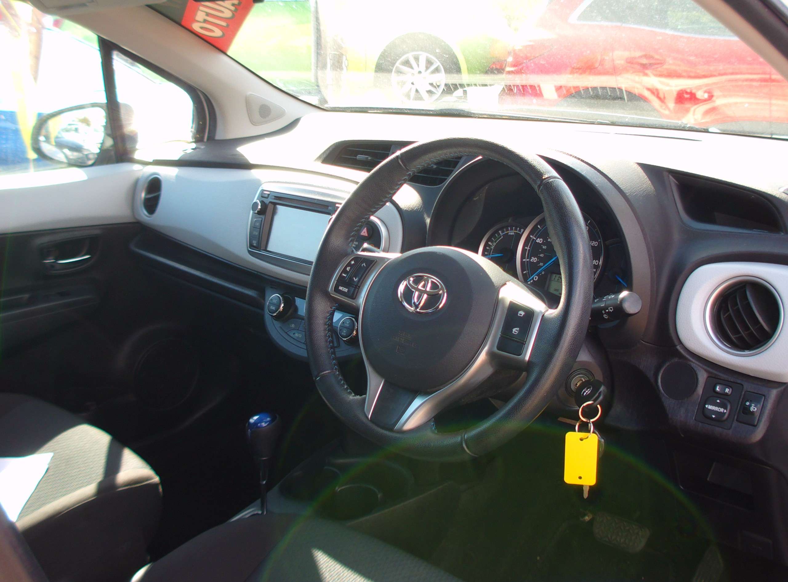 2013 TOYOTA YARIS 2013 TOYOTA YARIS