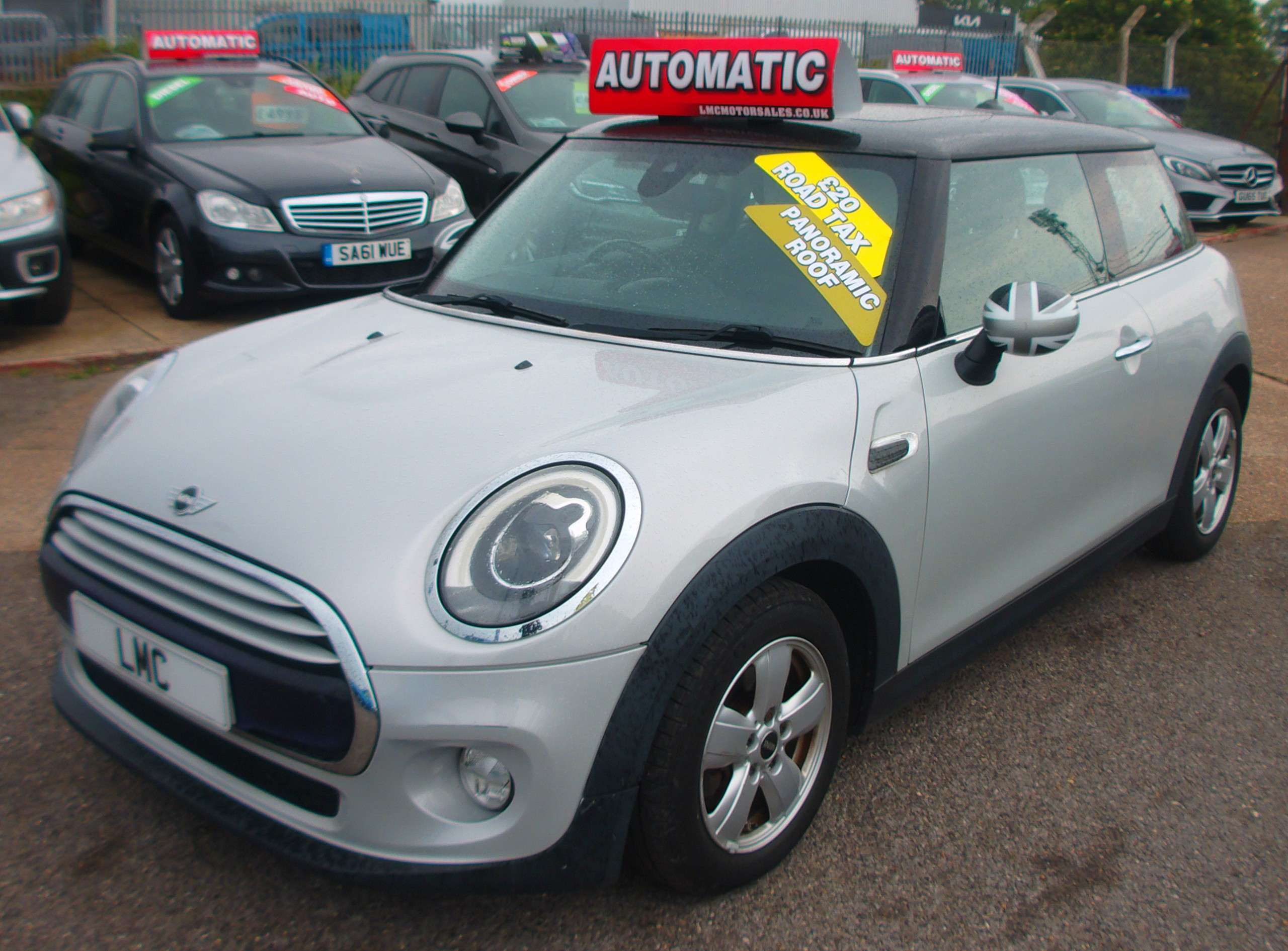 A 2015 MINI HATCH 1.5 Cooper Hatchback 3dr Petrol Auto Euro 6 (s/s) (136 ps) A 2015 MINI HATCH 1.5 Cooper Hatchback 3dr Petrol Auto Euro 6 (s/s) (136 ps)
