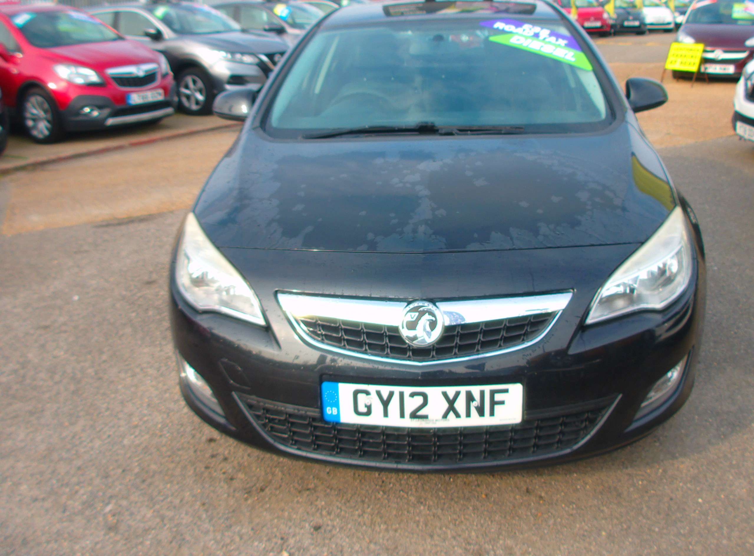 A 2012 VAUXHALL ASTRA 1.7 CDTi ecoFLEX Active Hatchback 5dr Diesel Manual (110 ps) A 2012 VAUXHALL ASTRA 1.7 CDTi ecoFLEX Active Hatchback 5dr Diesel Manual (110 ps)