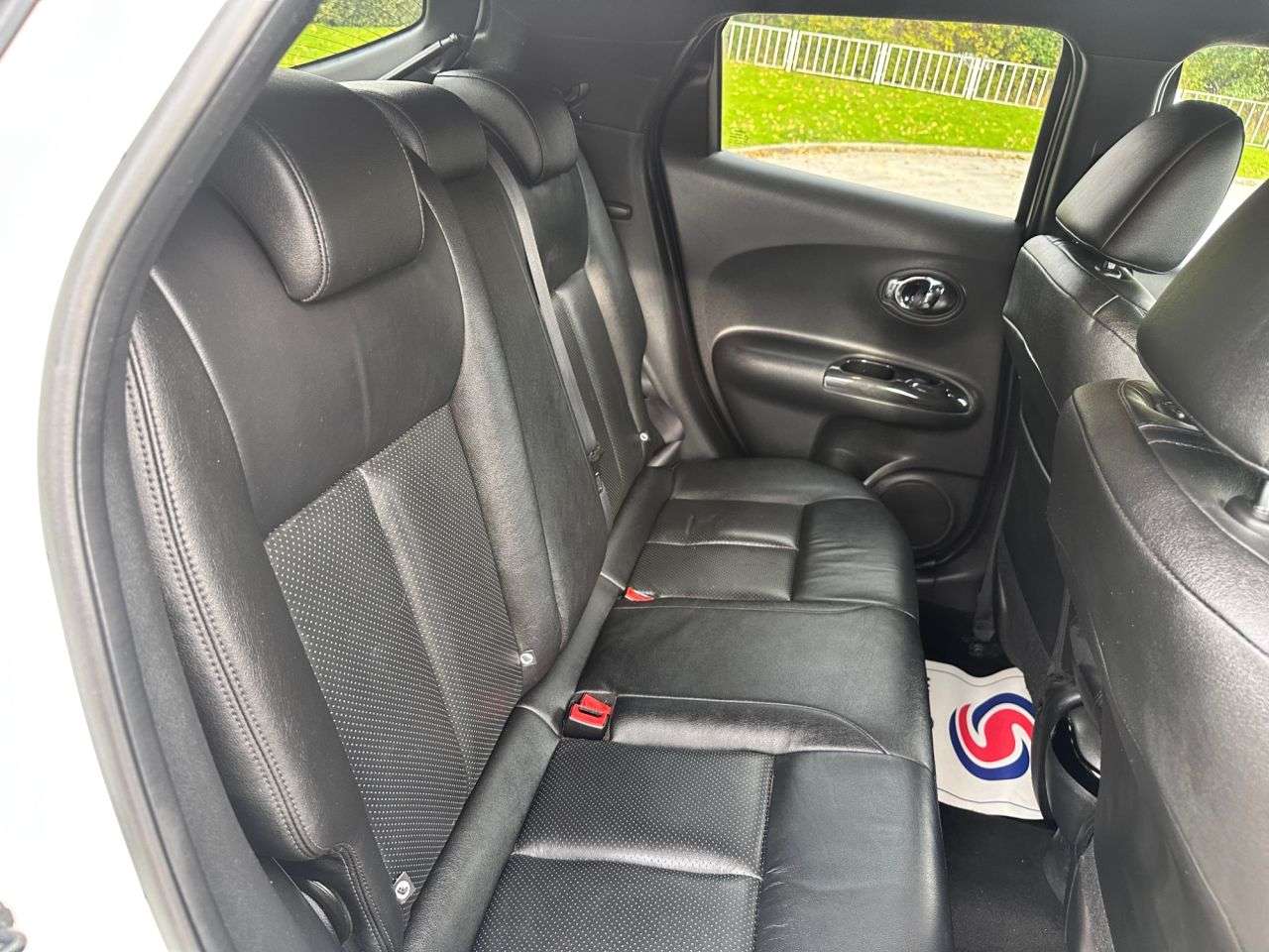 A 2016 NISSAN JUKE 1.5 dCi Tekna SUV 5dr Diesel Manual Euro 6 (s/s) (110 ps) A 2016 NISSAN JUKE 1.5 dCi Tekna SUV 5dr Diesel Manual Euro 6 (s/s) (110 ps)