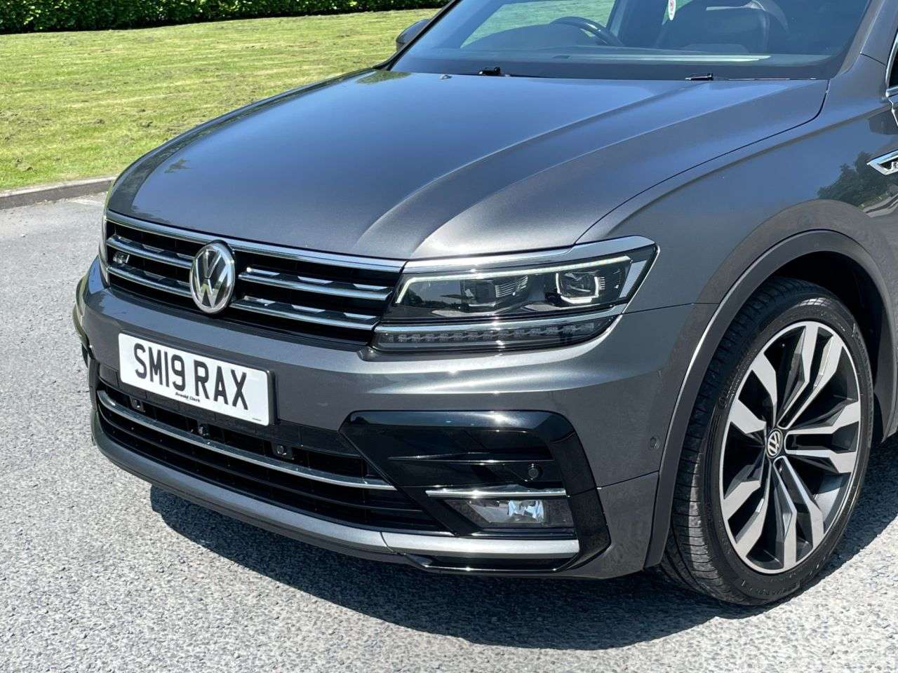 2019 VOLKSWAGEN TIGUAN 2019 VOLKSWAGEN TIGUAN