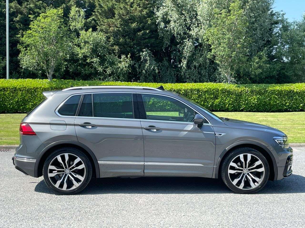 2019 VOLKSWAGEN TIGUAN 2019 VOLKSWAGEN TIGUAN