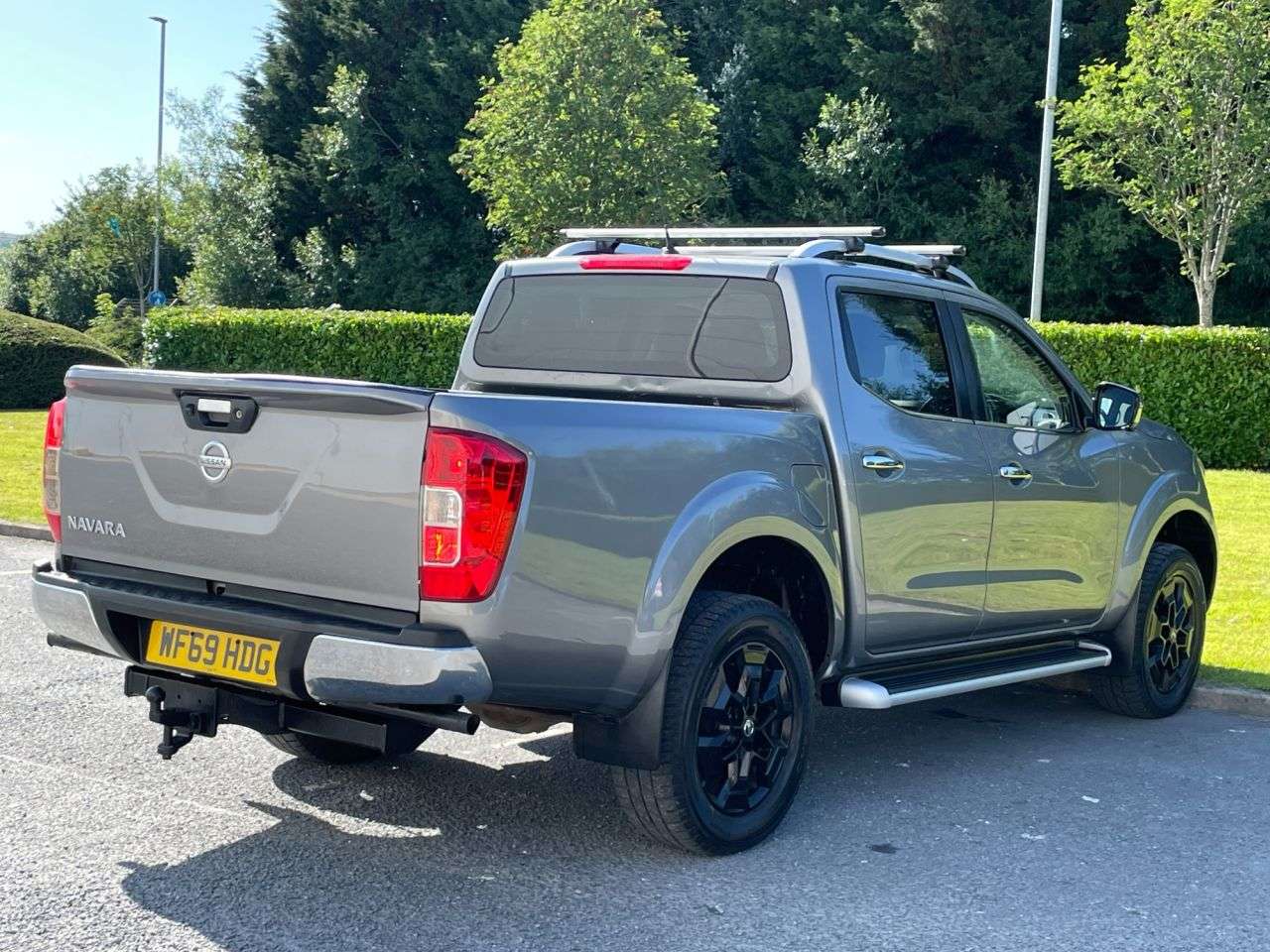A 2019 NISSAN NAVARA 2.3 dCi Tekna Pickup Double Cab 4dr Diesel Auto 4WD Euro 6 (190 ps) CHOICE A 2019 NISSAN NAVARA 2.3 dCi Tekna Pickup Double Cab 4dr Diesel Auto 4WD Euro 6 (190 ps) CHOICE