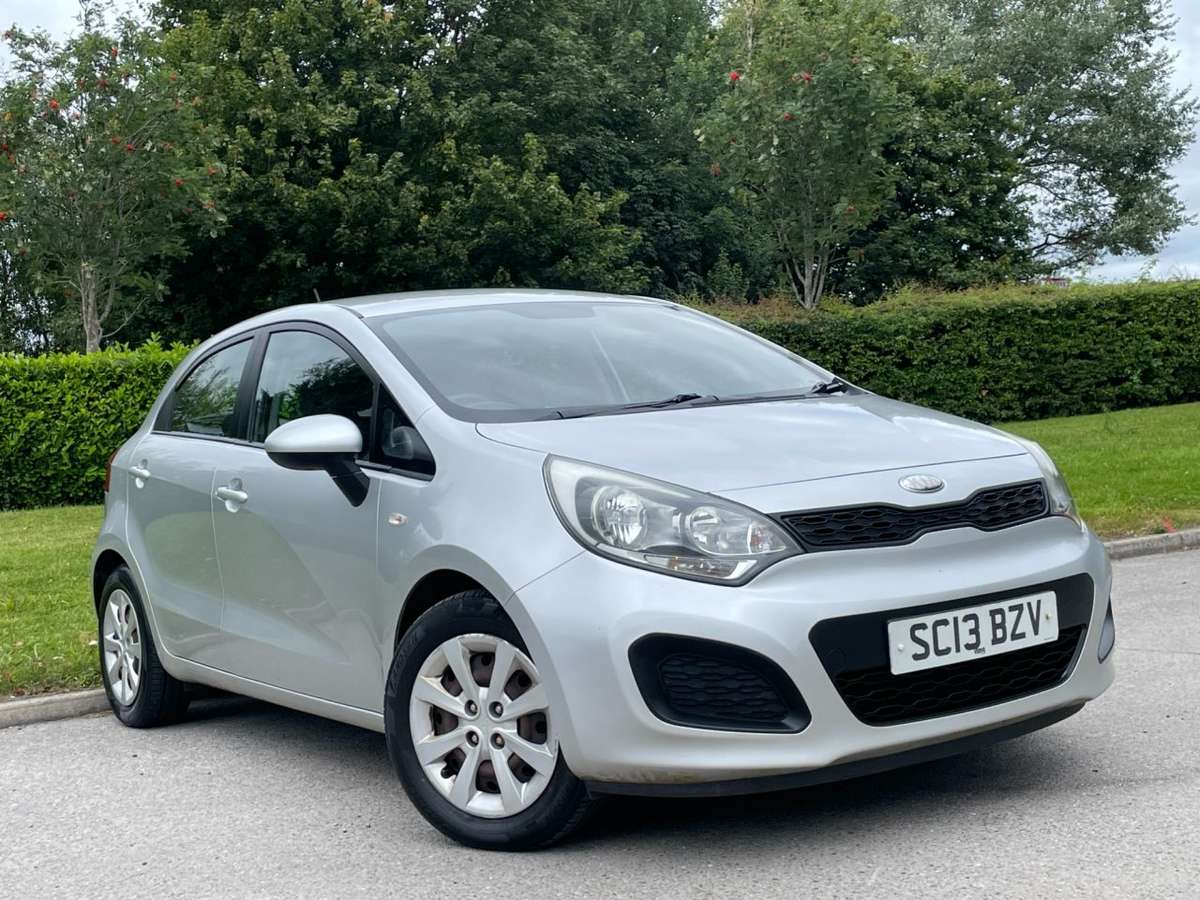 Check out this Kia Rio 2013 Petrol Manual