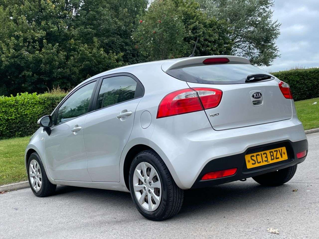 A 2013 KIA RIO 1.25 1 Hatchback 5dr Petrol Manual Euro 5 (84 bhp) CHEAP INSURANCE ! A 2013 KIA RIO 1.25 1 Hatchback 5dr Petrol Manual Euro 5 (84 bhp) CHEAP INSURANCE !