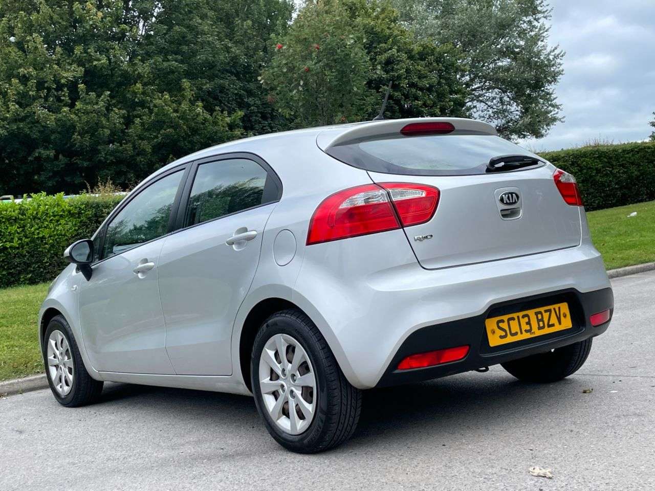 2013 KIA RIO 2013 KIA RIO