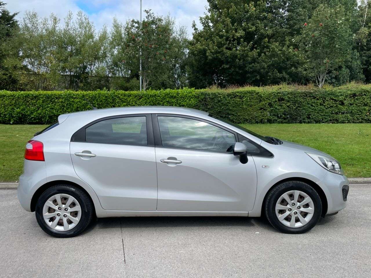 2013 KIA RIO 2013 KIA RIO