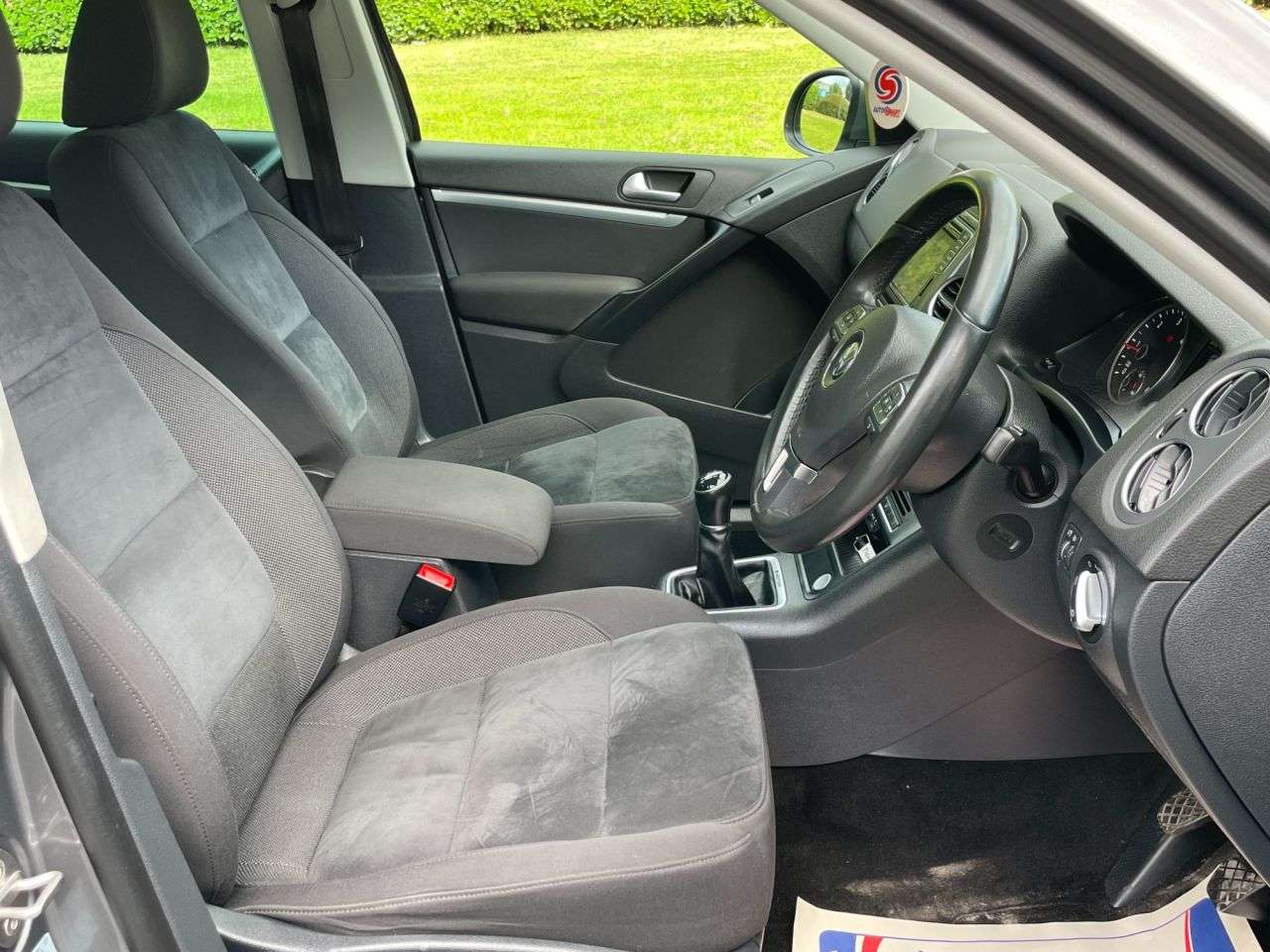 2016 VOLKSWAGEN TIGUAN 2016 VOLKSWAGEN TIGUAN