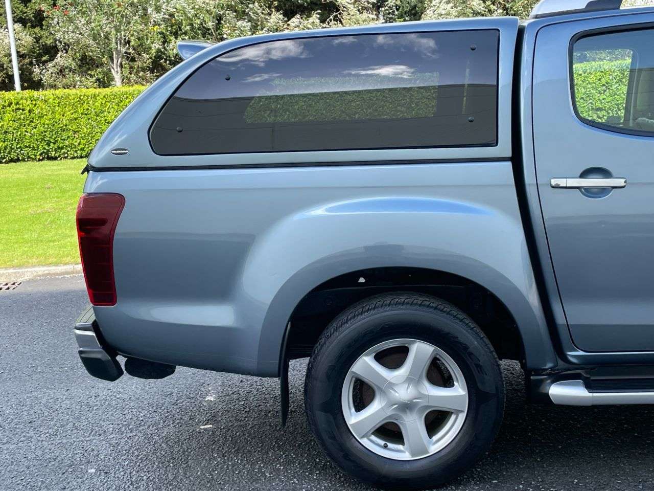 2015 ISUZU D-MAX 2015 ISUZU D-MAX