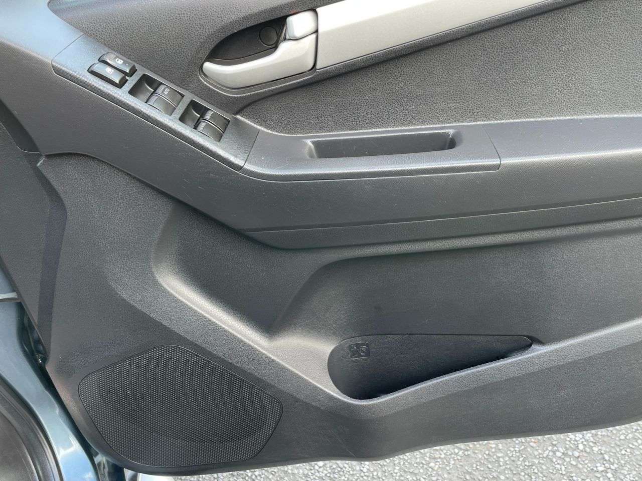 2015 ISUZU D-MAX 2015 ISUZU D-MAX