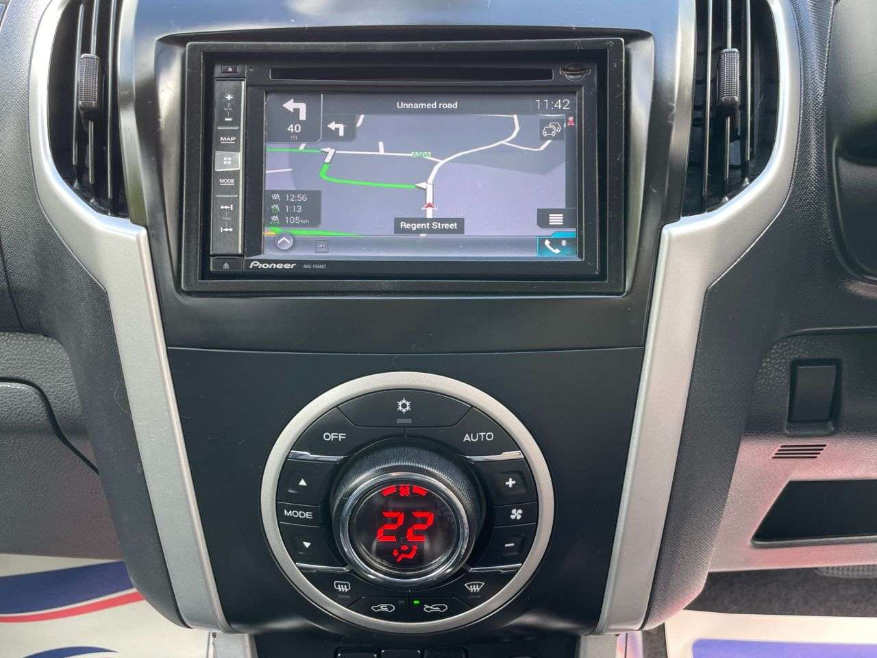 2015 ISUZU D-MAX 2015 ISUZU D-MAX