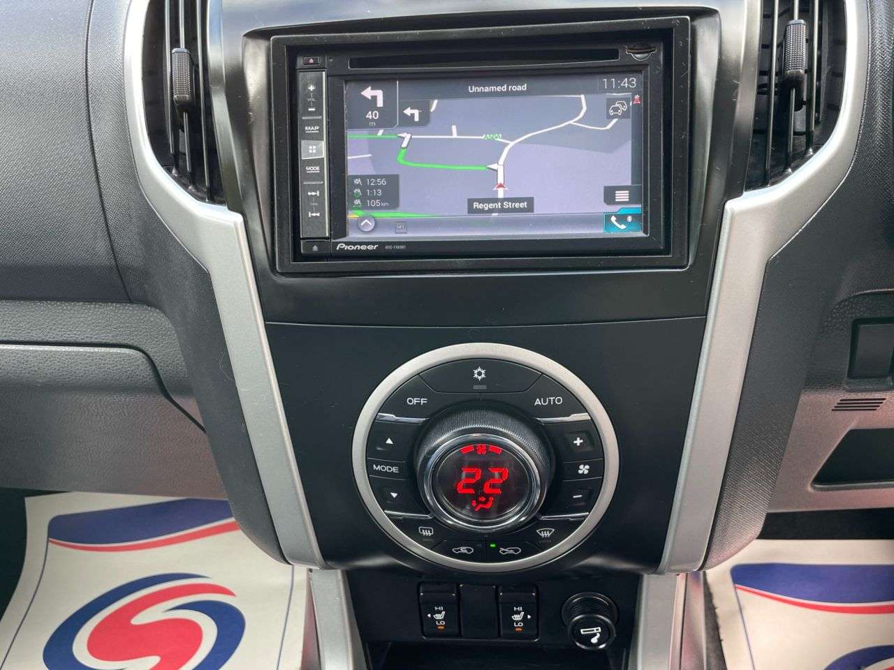 2015 ISUZU D-MAX 2015 ISUZU D-MAX