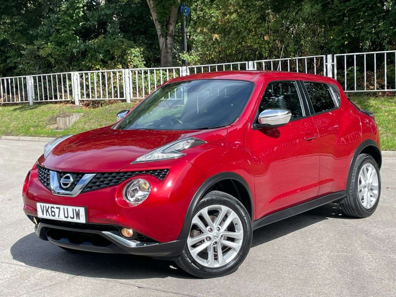 A 2017 NISSAN JUKE 1.5 dCi N-Connecta SUV 5dr Diesel Manual Euro 6 (s/s) (110 ps) 2 KEYS + FUL A 2017 NISSAN JUKE 1.5 dCi N-Connecta SUV 5dr Diesel Manual Euro 6 (s/s) (110 ps) 2 KEYS + FUL