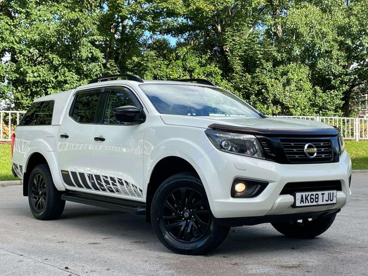 A 2018 NISSAN NAVARA 2.3 dCi N-Guard Pickup Double Cab 4dr Diesel Auto 4WD Euro 6 (190 ps) PRICE A 2018 NISSAN NAVARA 2.3 dCi N-Guard Pickup Double Cab 4dr Diesel Auto 4WD Euro 6 (190 ps) PRICE