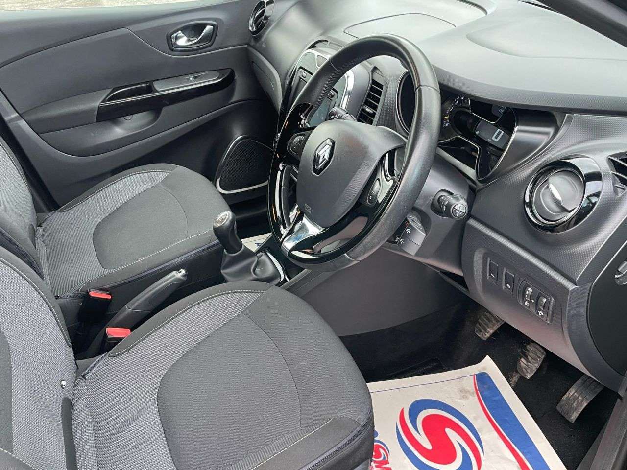 2015 RENAULT CAPTUR 2015 RENAULT CAPTUR