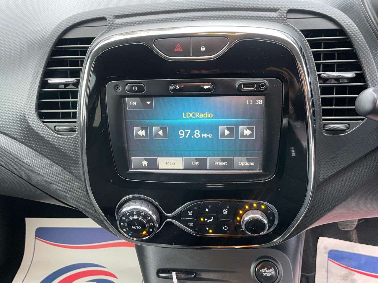 2015 RENAULT CAPTUR 2015 RENAULT CAPTUR