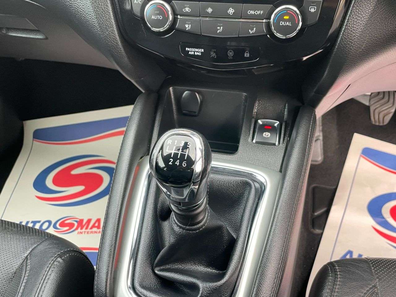 2015 NISSAN QASHQAI 2015 NISSAN QASHQAI