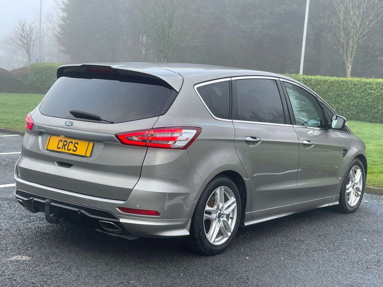 A 2016 FORD S-MAX 2.0 TDCi Titanium Sport MPV 5dr Diesel Manual Euro 6 (s/s) (180 ps) RECENTL A 2016 FORD S-MAX 2.0 TDCi Titanium Sport MPV 5dr Diesel Manual Euro 6 (s/s) (180 ps) RECENTL