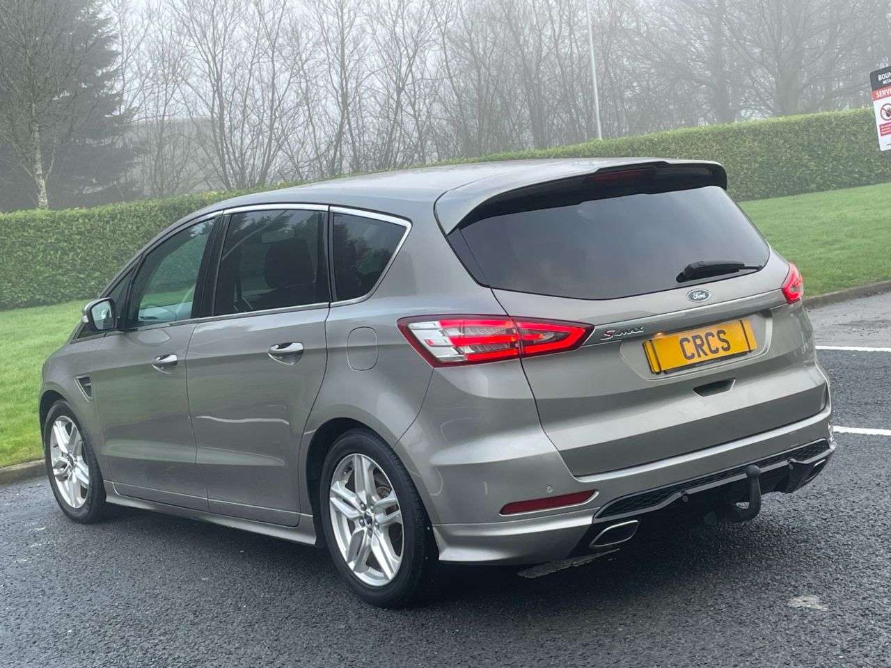 A 2016 FORD S-MAX 2.0 TDCi Titanium Sport MPV 5dr Diesel Manual Euro 6 (s/s) (180 ps) RECENTL A 2016 FORD S-MAX 2.0 TDCi Titanium Sport MPV 5dr Diesel Manual Euro 6 (s/s) (180 ps) RECENTL